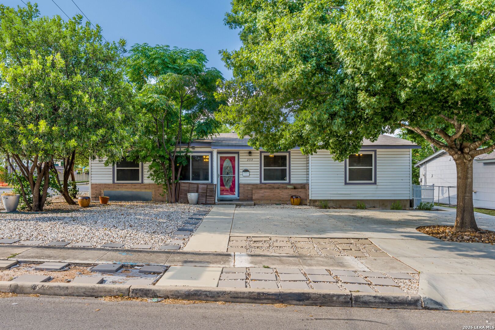 359 Pilgrim Dr, San Antonio, TX