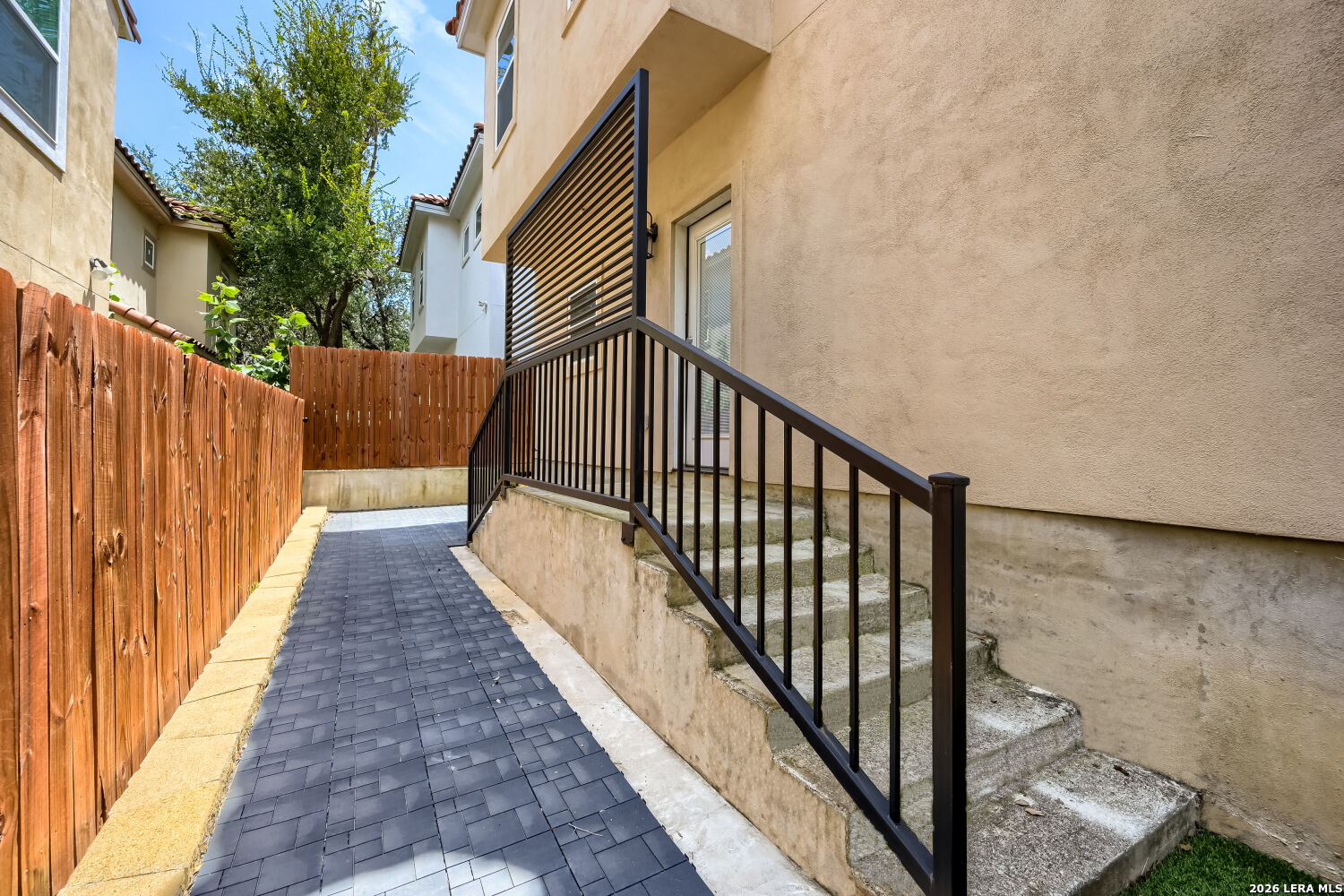 2751 Del Pilar Drive, San Antonio, TX 78232