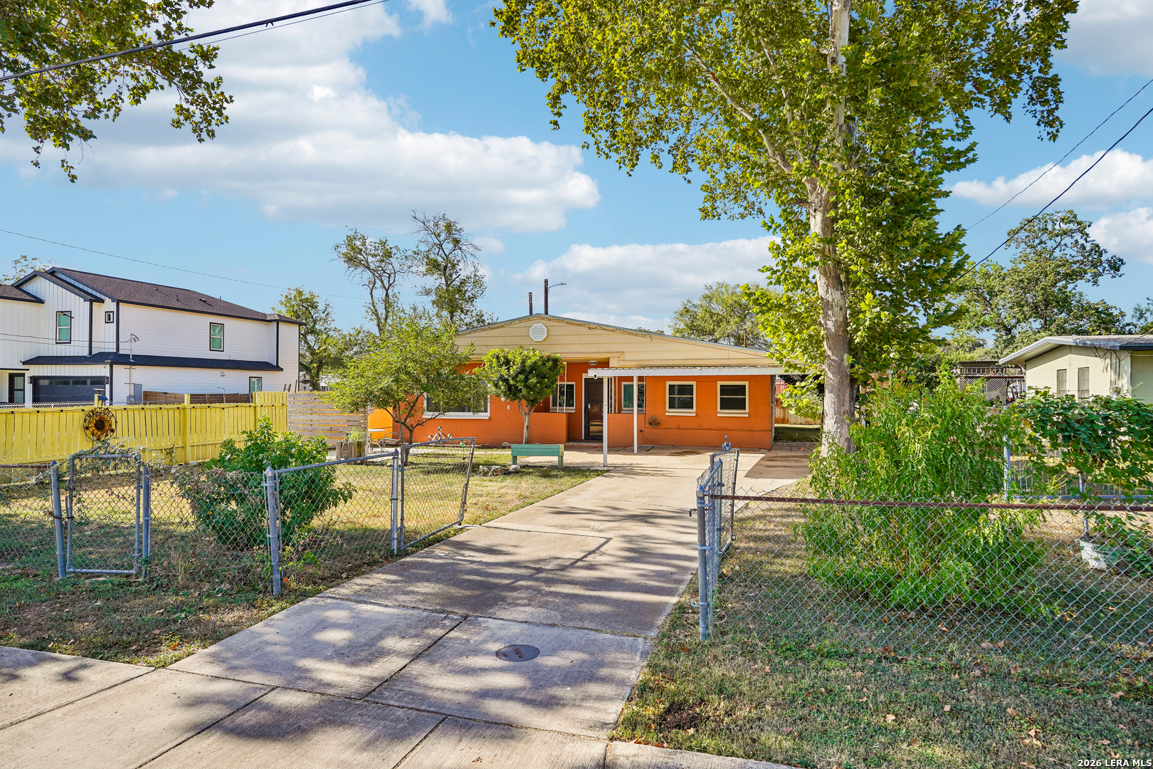 1206 W VILLARET BLVD, San Antonio, TX 78224