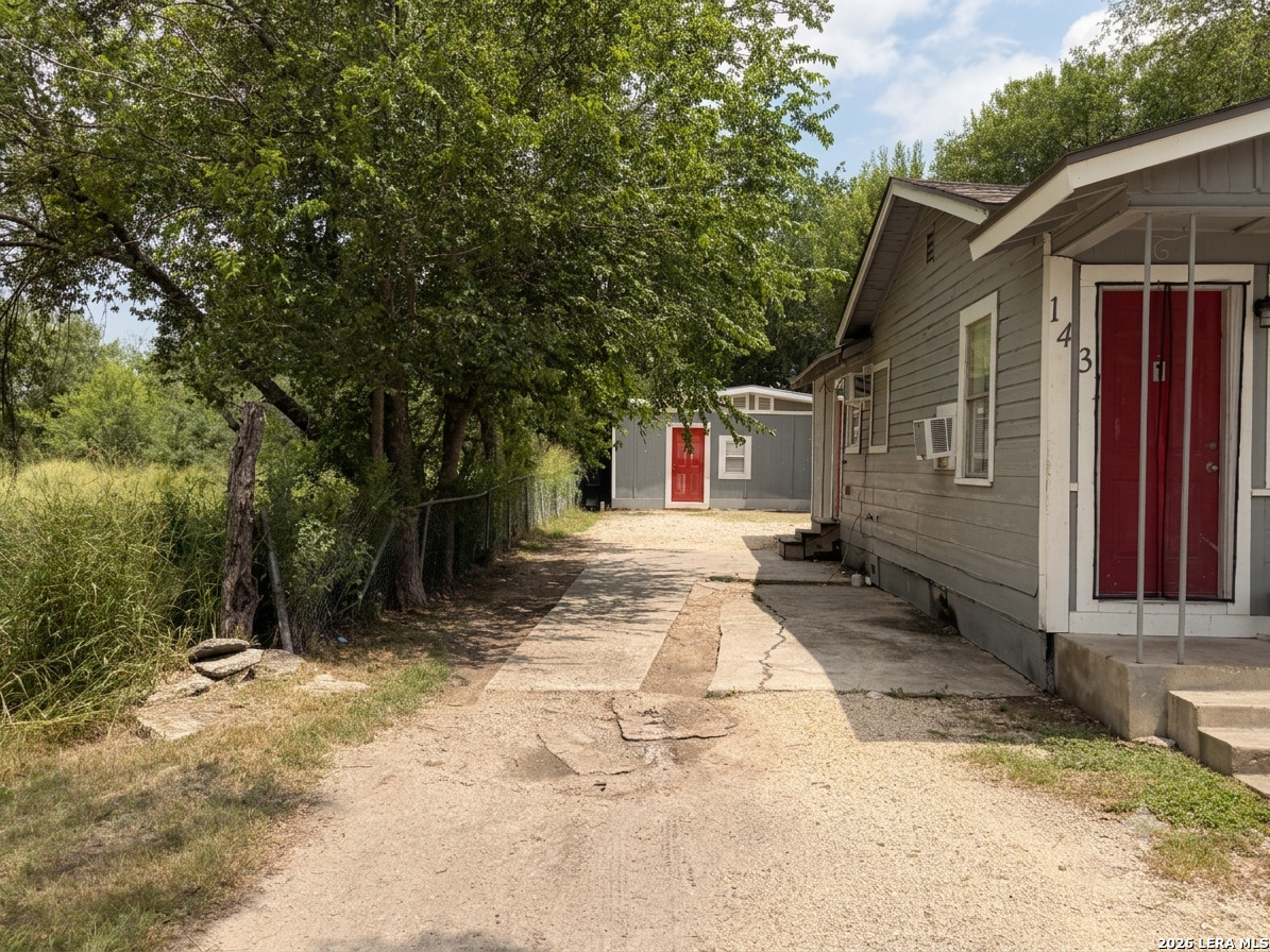 Photo 3 of Multi family home for sale at 1431 Cantrell Dr, San Antonio, TX 78221 | MLS# 2017500 | Listing updated on 2026-09-19