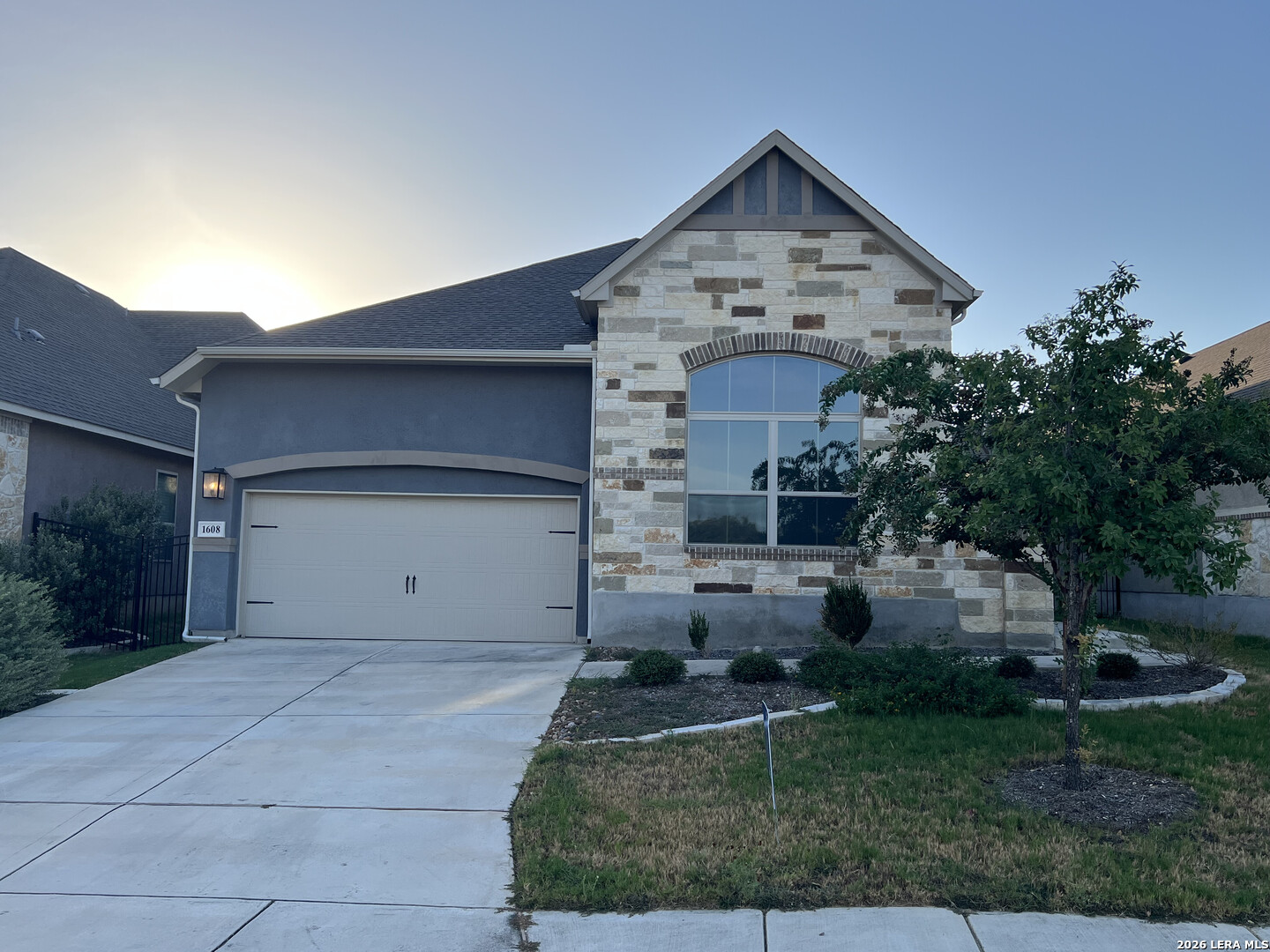 1608 Worsham Pass