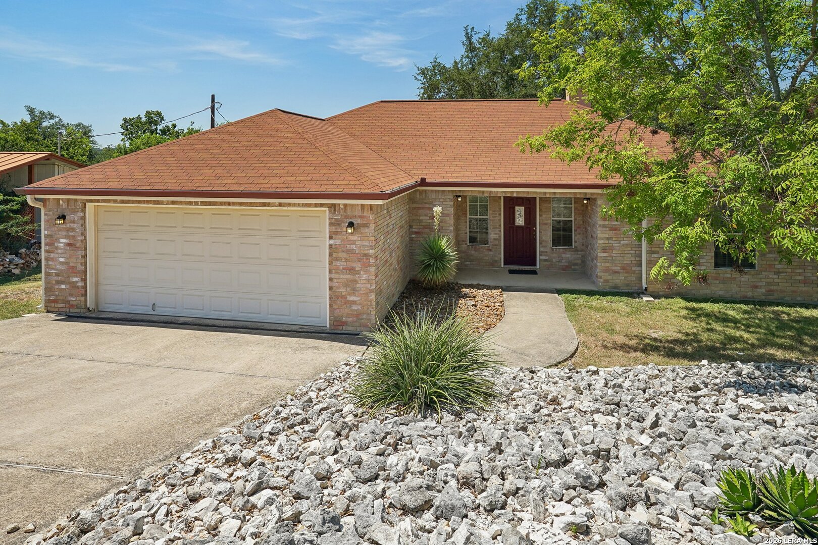 220 Loma Vista Dr, Kerrville, TX