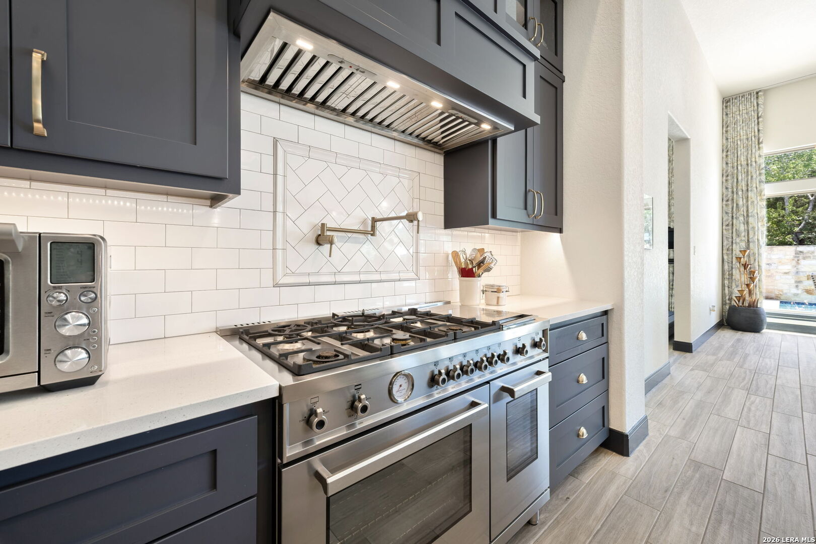 Island Kitchen