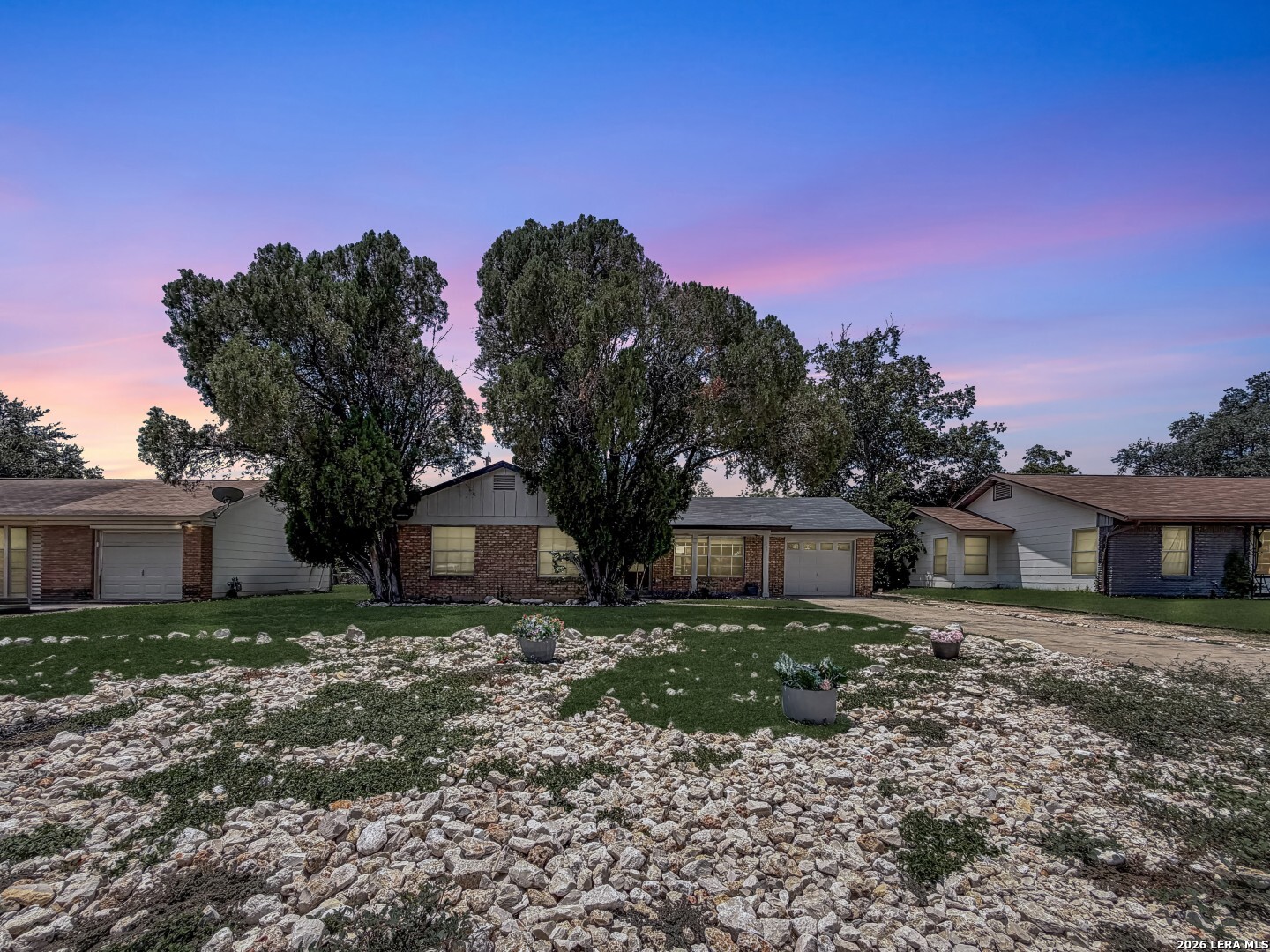 209 Scott Ave, Universal City, TX