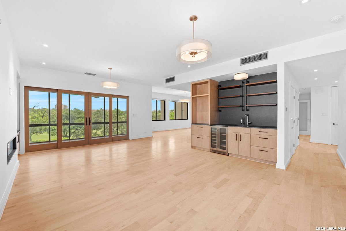 4001-n-new-braunfels-apt-302a-san-antonio-tx-78209/hzid_f1f0152c