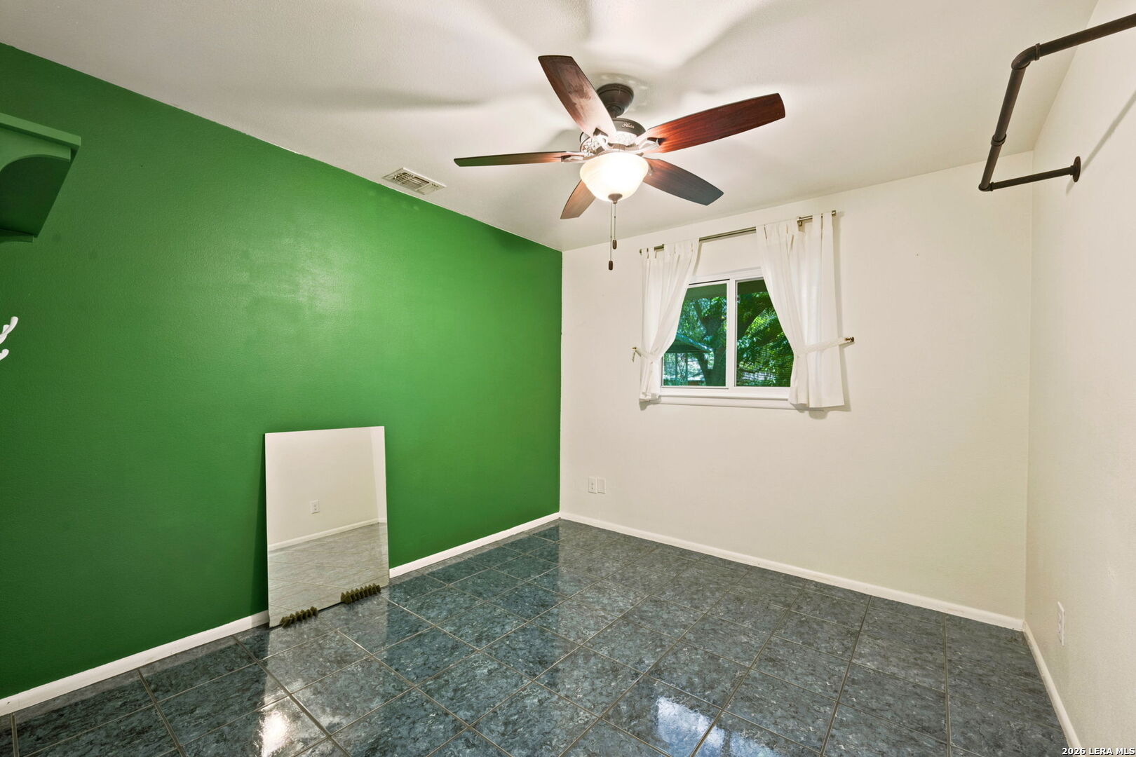 6702 FOREST DELL ST, San Antonio, TX 78240