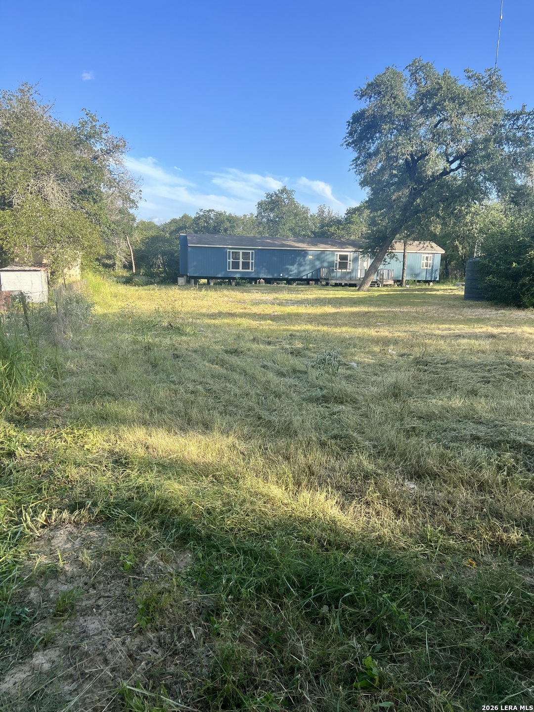 149 Longhorn Rd, Stockdale, TX