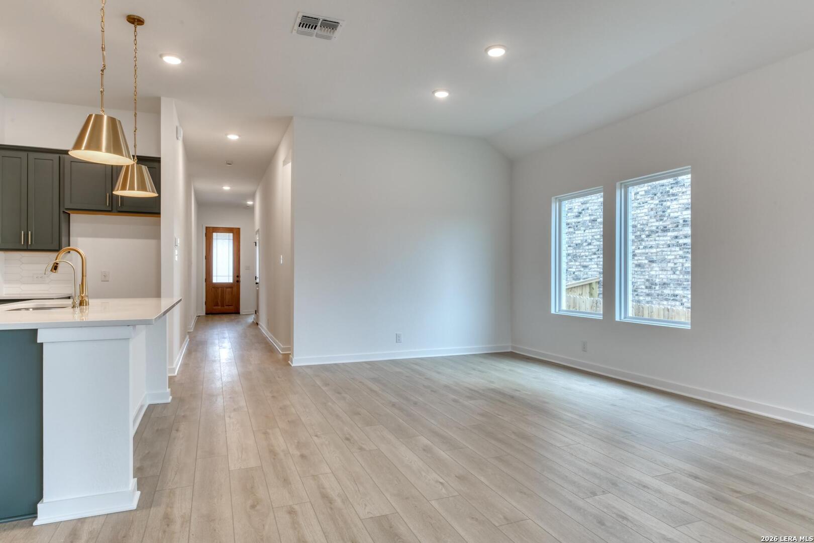 1260 HIGGINS CV, San Antonio, TX 78245