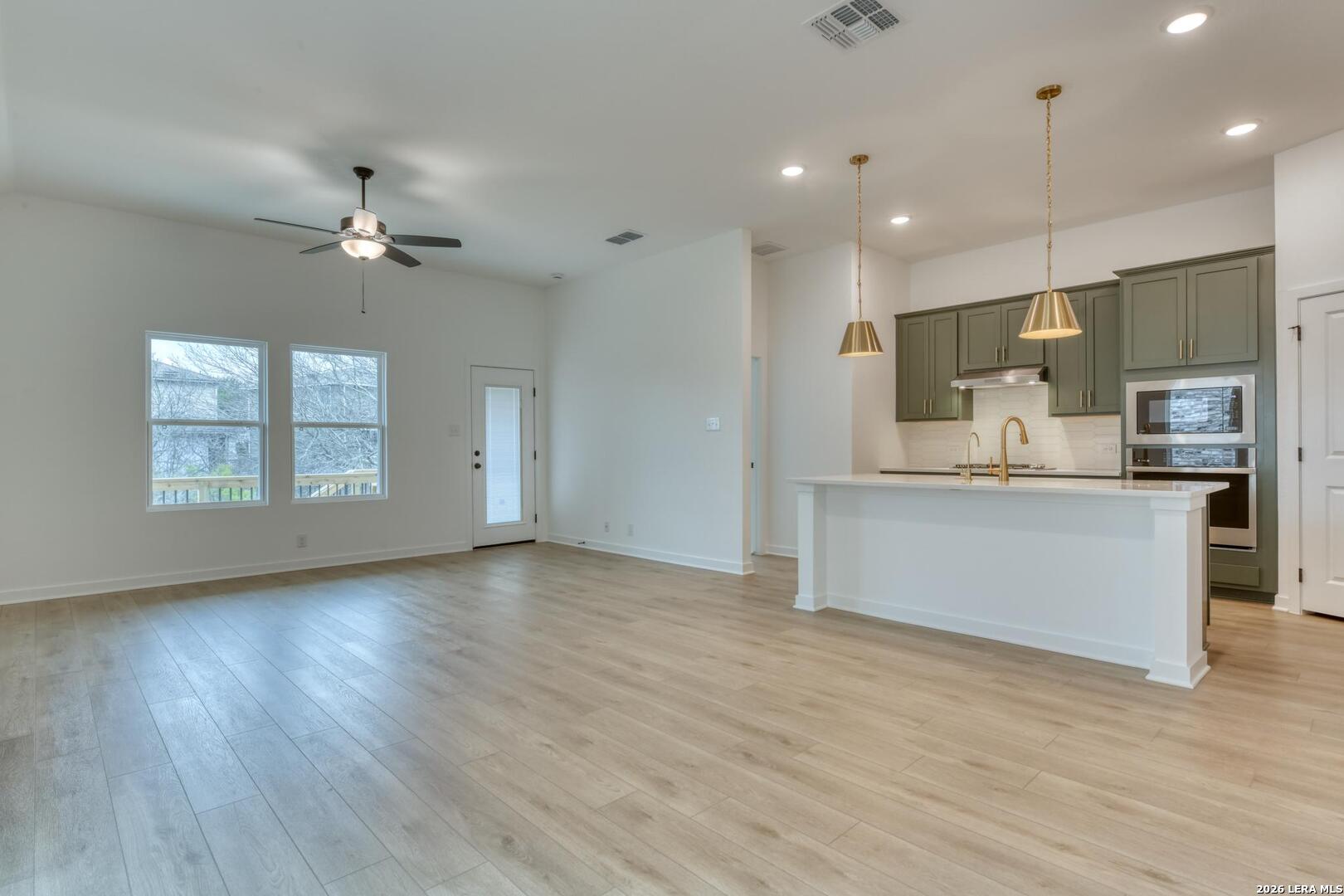 1260 HIGGINS CV, San Antonio, TX 78245