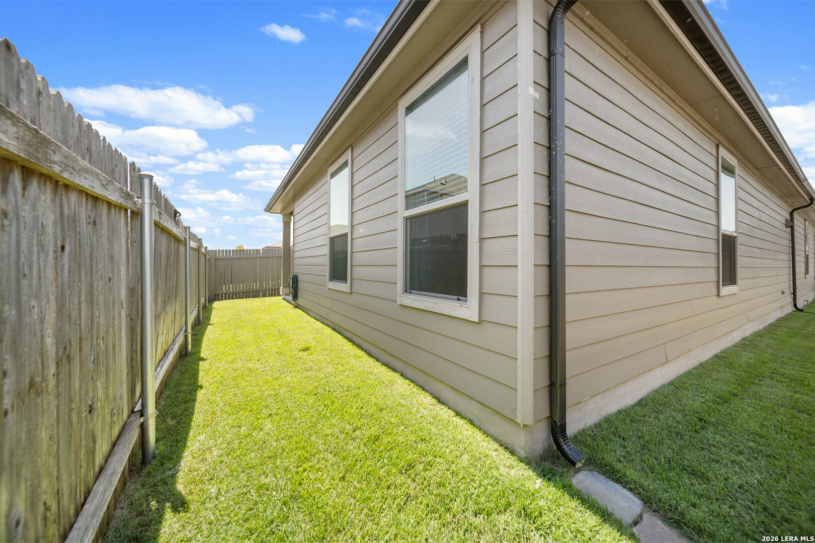 6405 WAGON SPRING ST, Del Valle, TX 78617