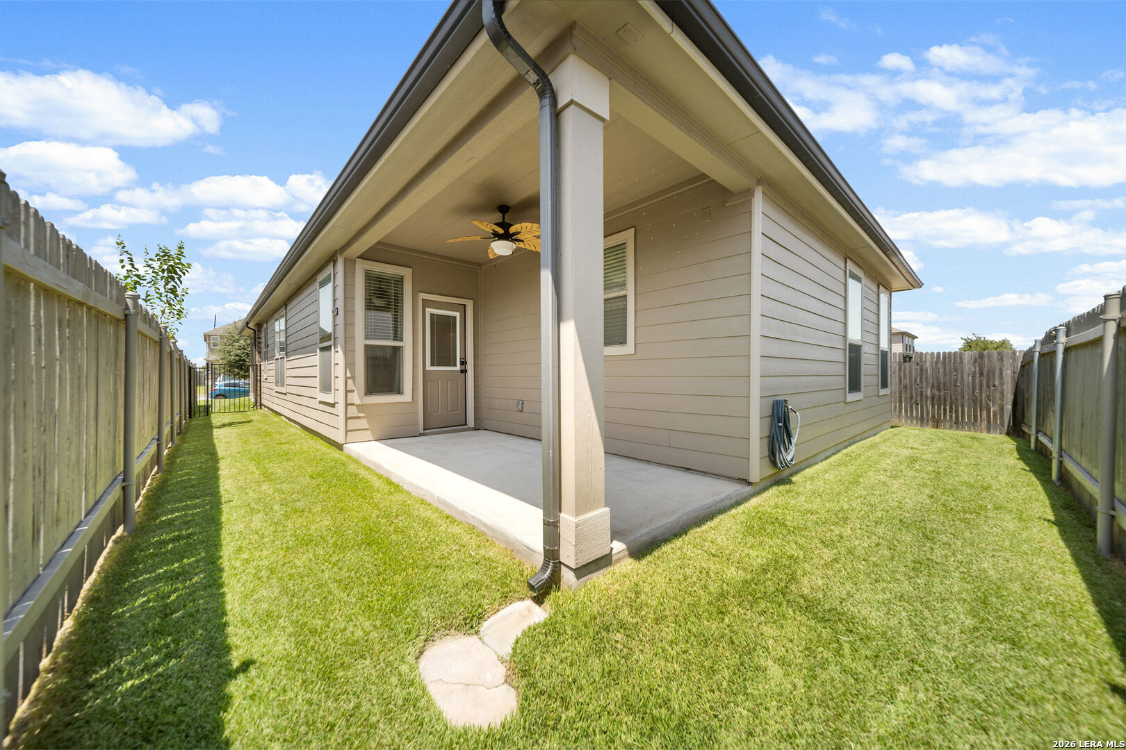 6405 WAGON SPRING ST, Del Valle, TX 78617