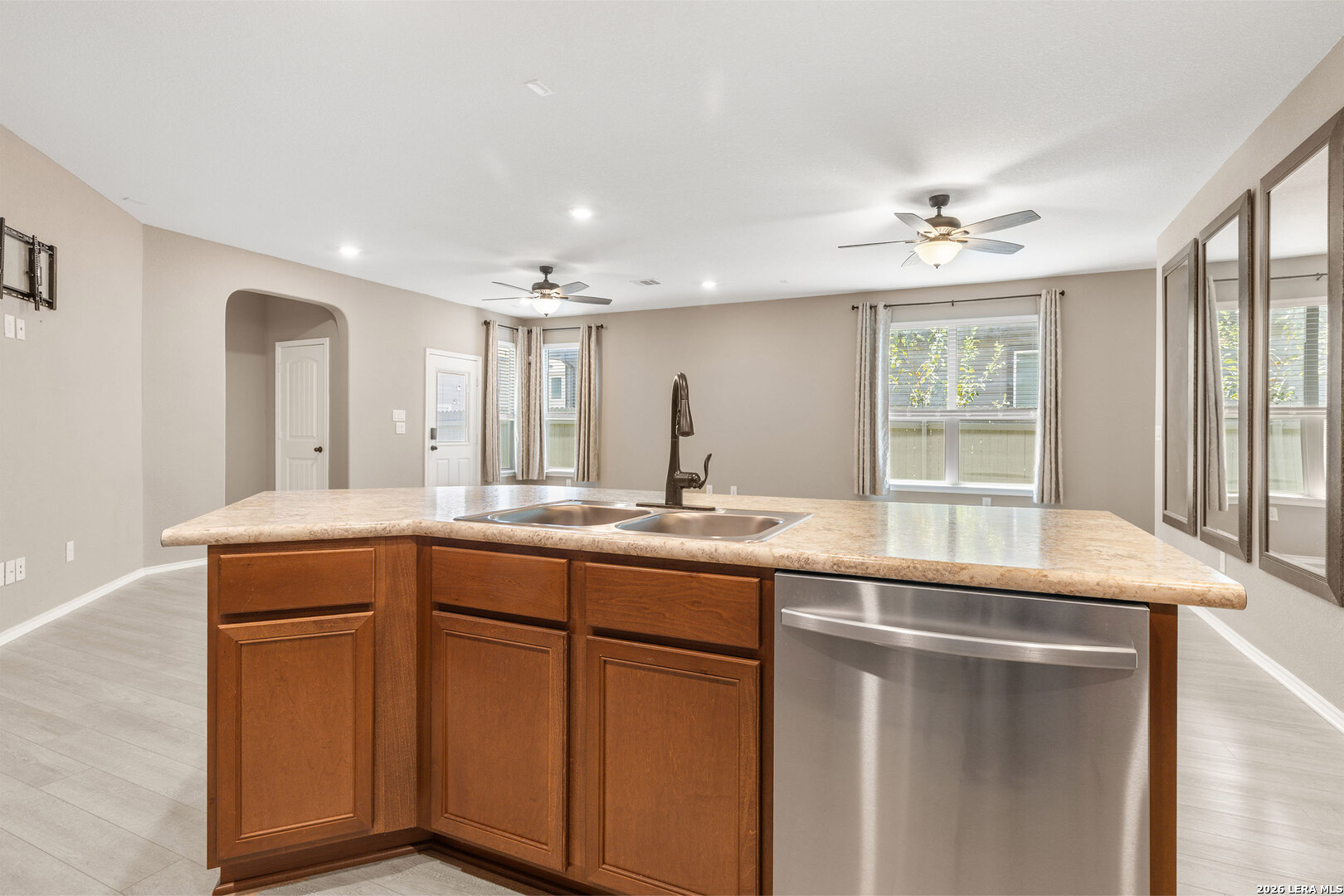 6405 WAGON SPRING ST, Del Valle, TX 78617