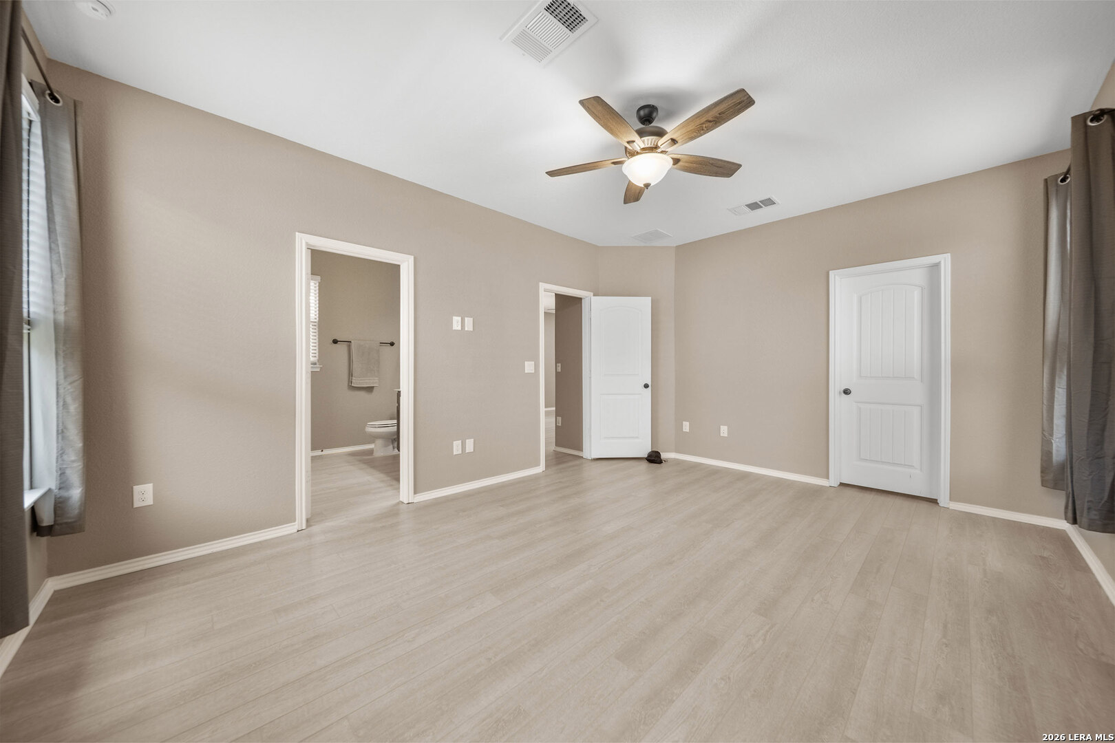 6405 WAGON SPRING ST, Del Valle, TX 78617