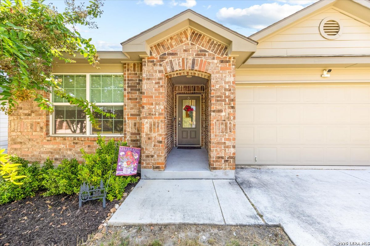936 Brown Thrasher, San Antonio, TX