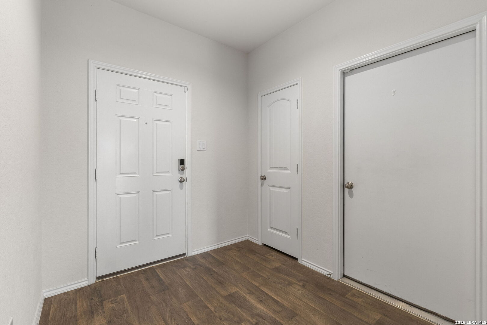 Entry/Foyer