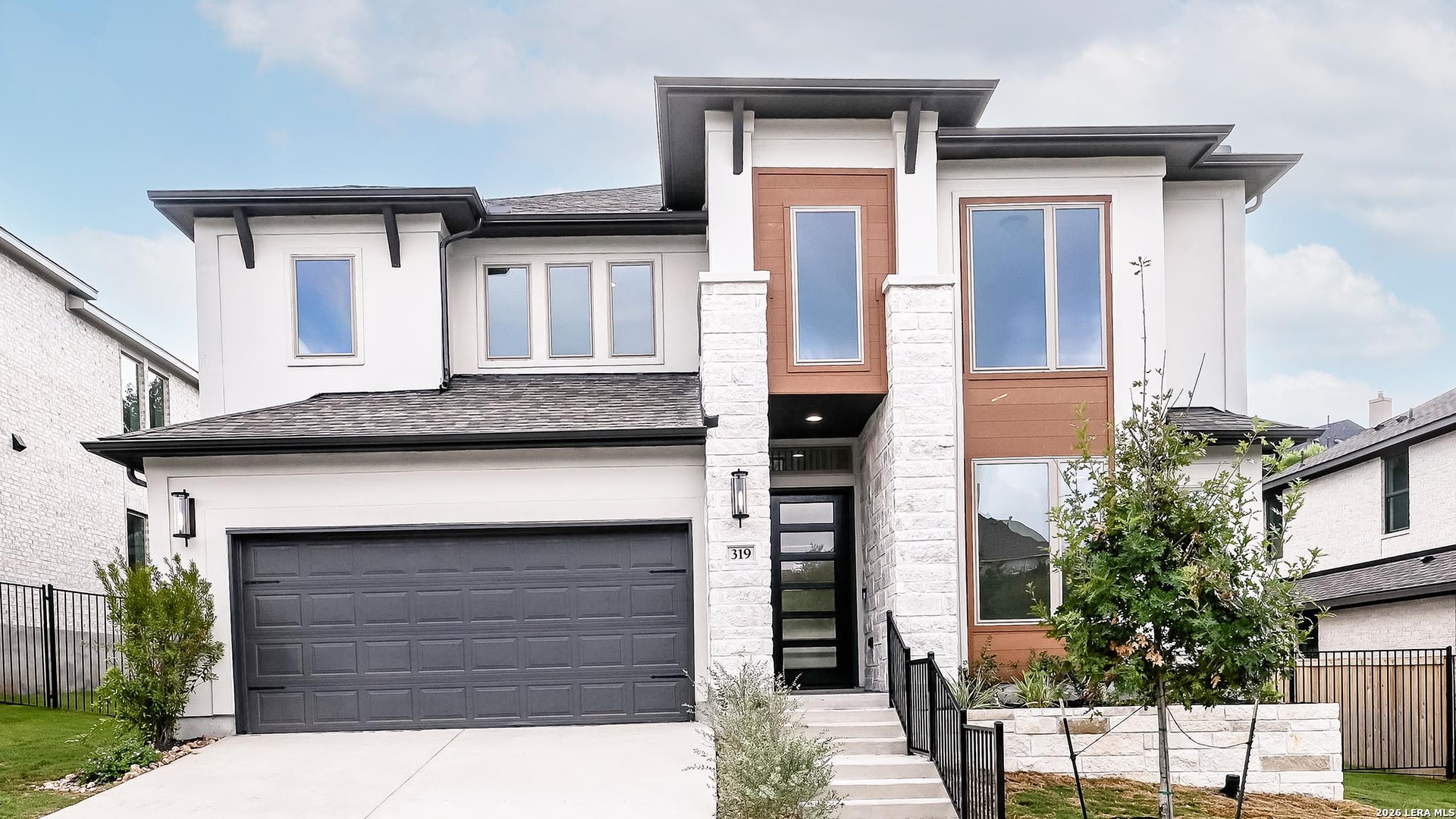 319 Canyon Path Listing Cover Image