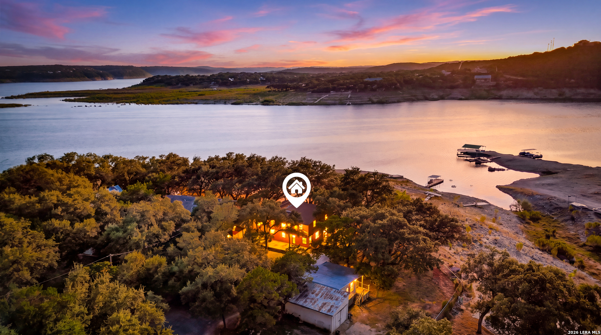 781 Lookout Dr, Lakehills, TX