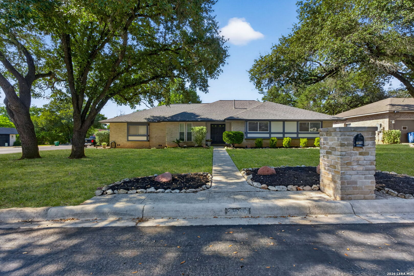 2839 Whisper Path St, San Antonio, TX