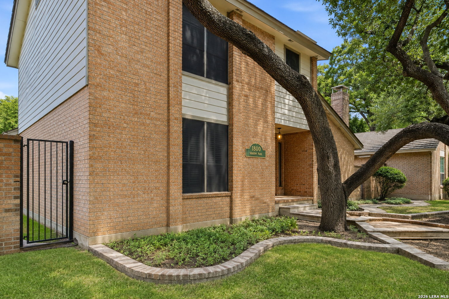 1800 SHADOW PARK ST, San Antonio, TX 78232