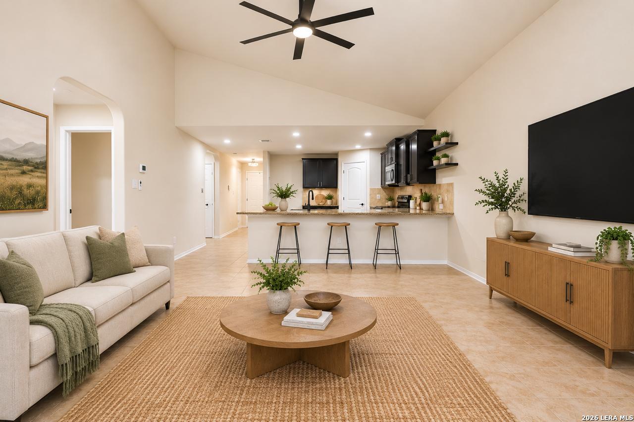 11715 VERDIS VLY, San Antonio, TX 78245