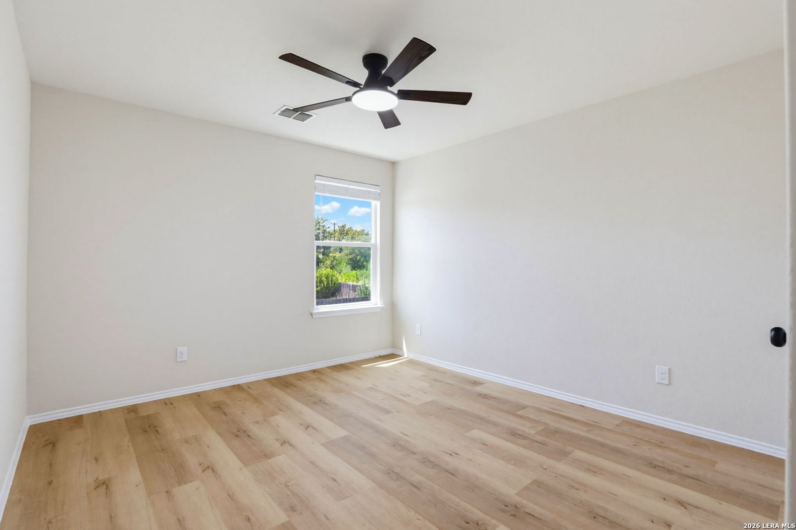 11715 VERDIS VLY, San Antonio, TX 78245