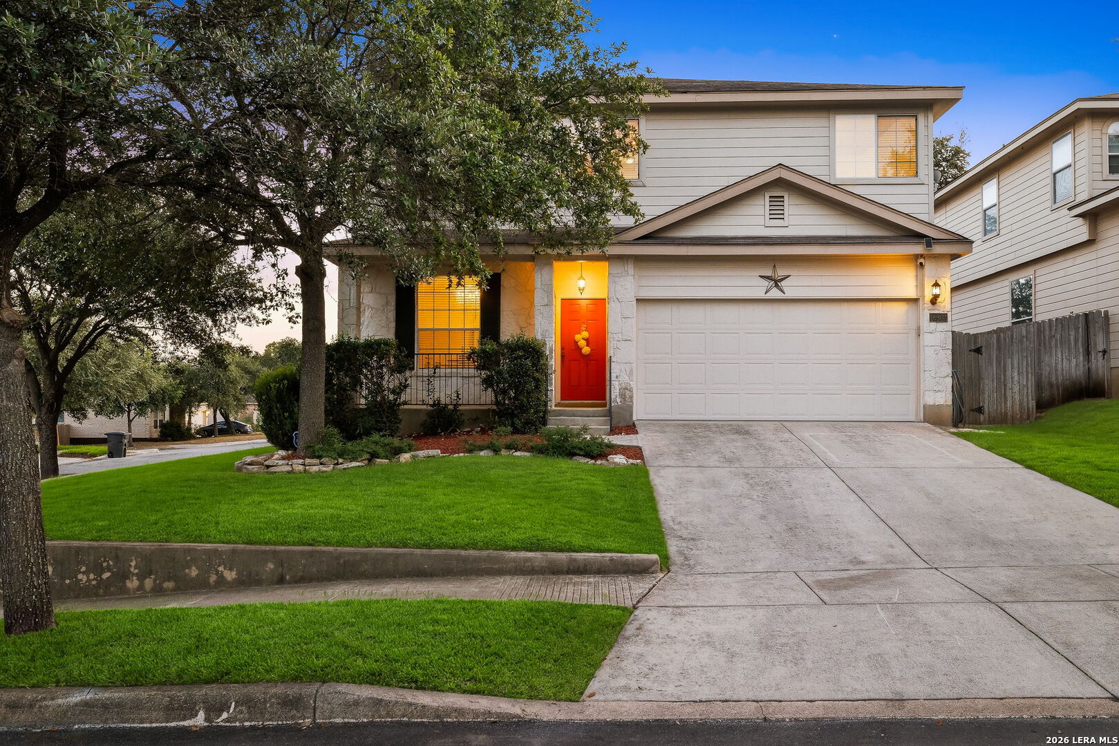 16903 Graham Walk