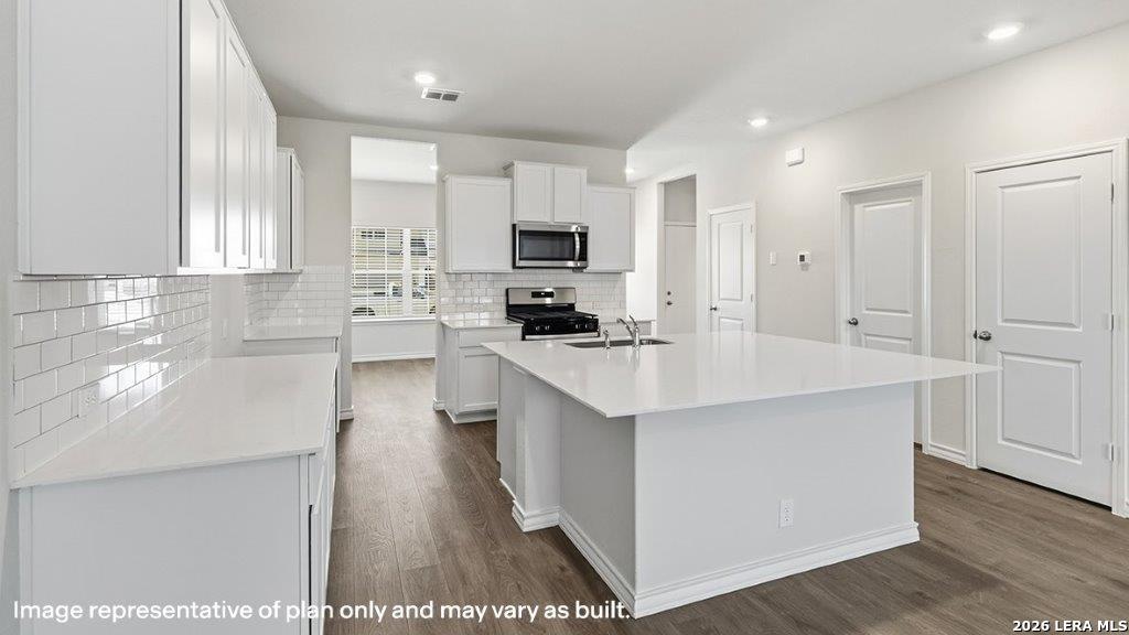 21103 Millstream Bend, San Antonio, TX 78266