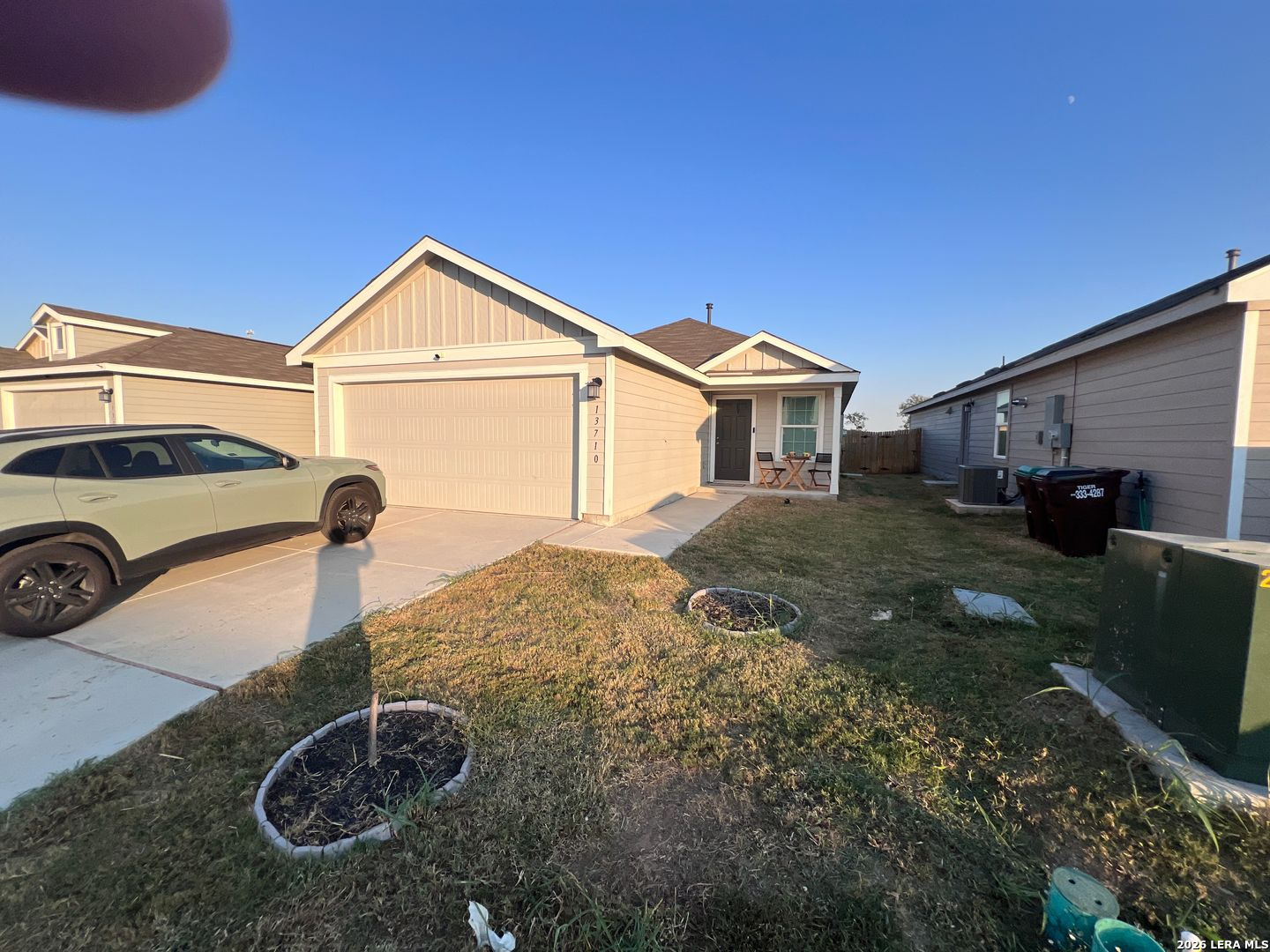 13710 Flume Rdg Listing Cover Image
