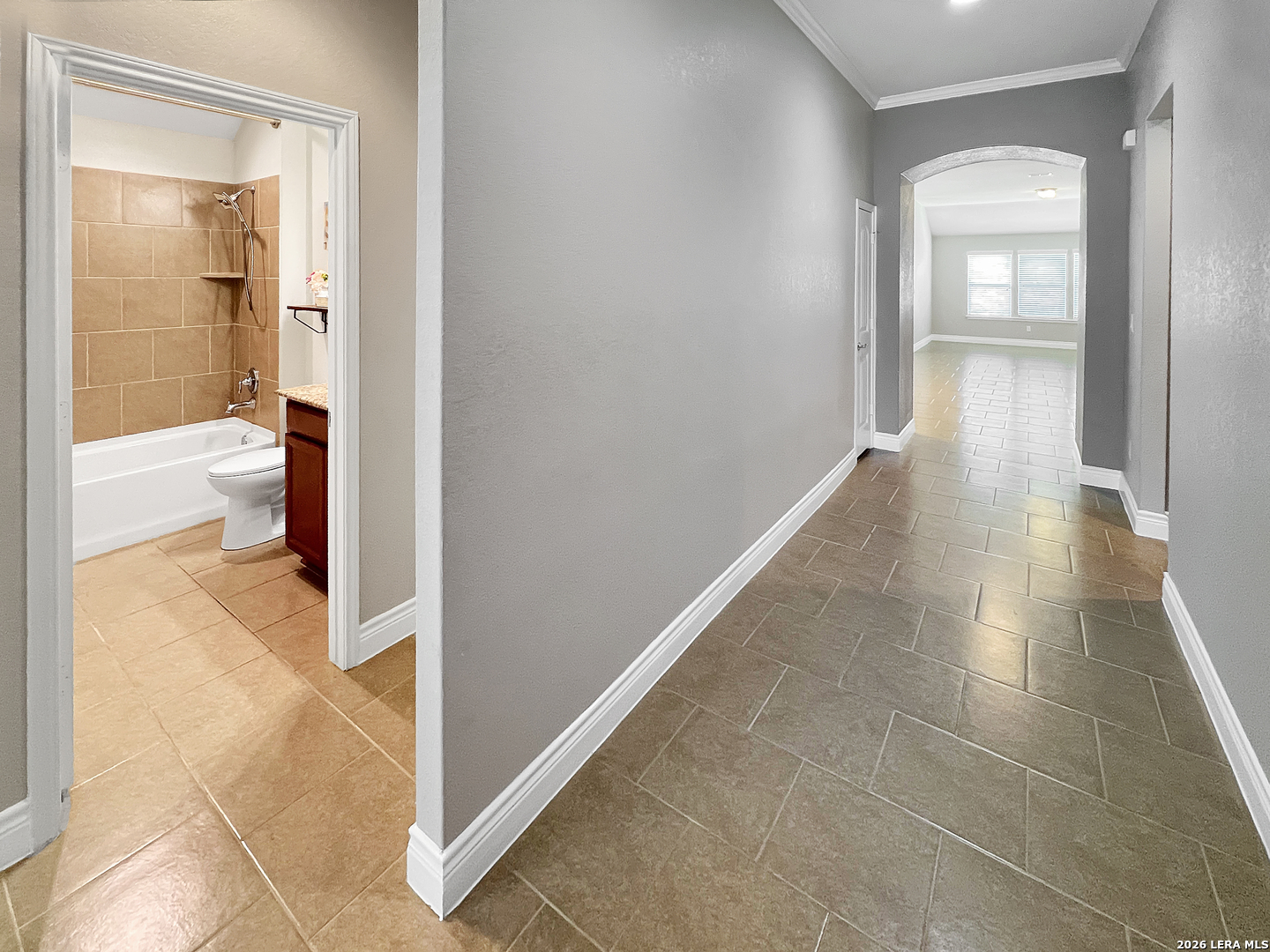 Entry/Foyer