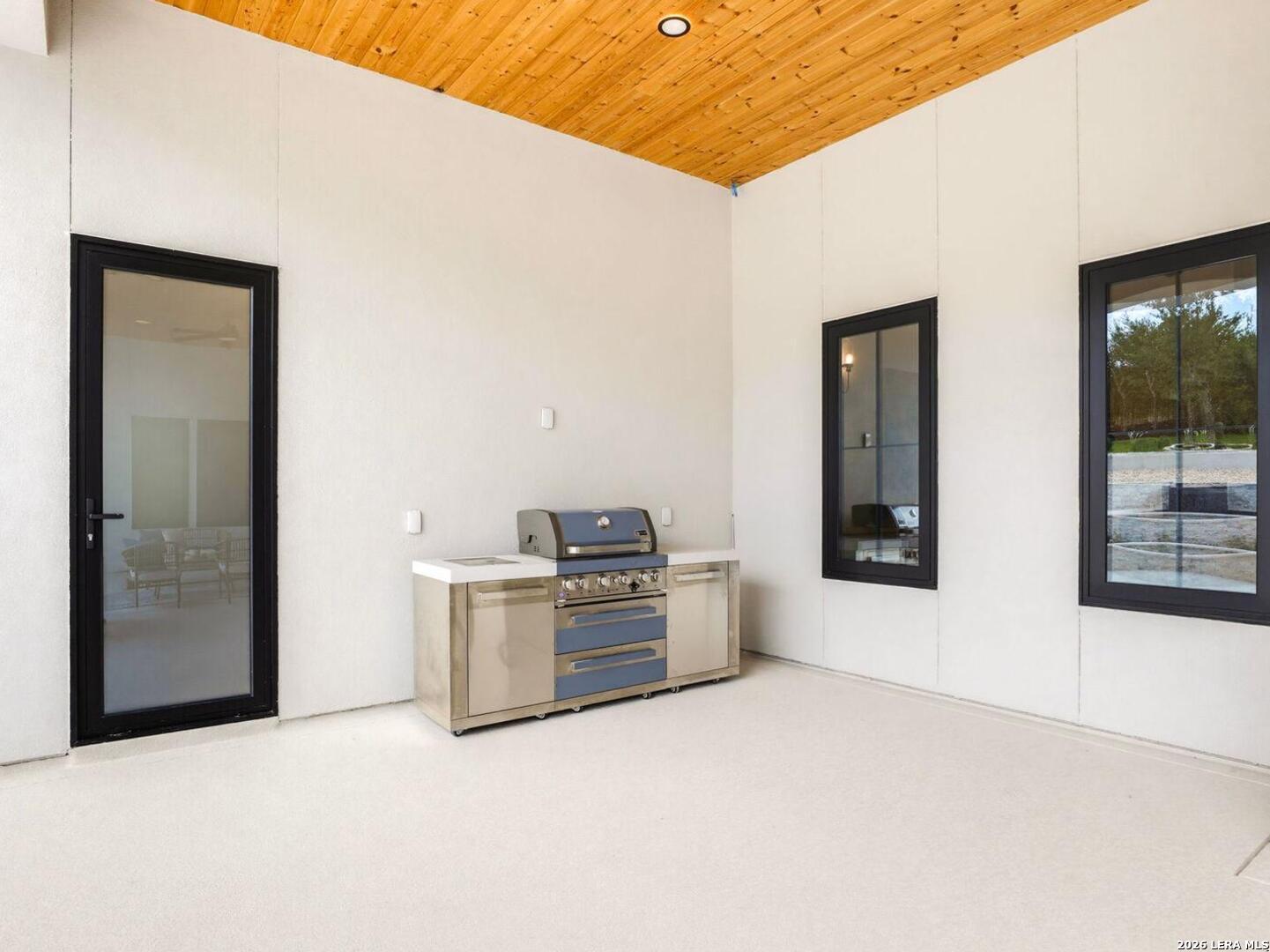 11006 NINA RDG, San Antonio, TX 78255