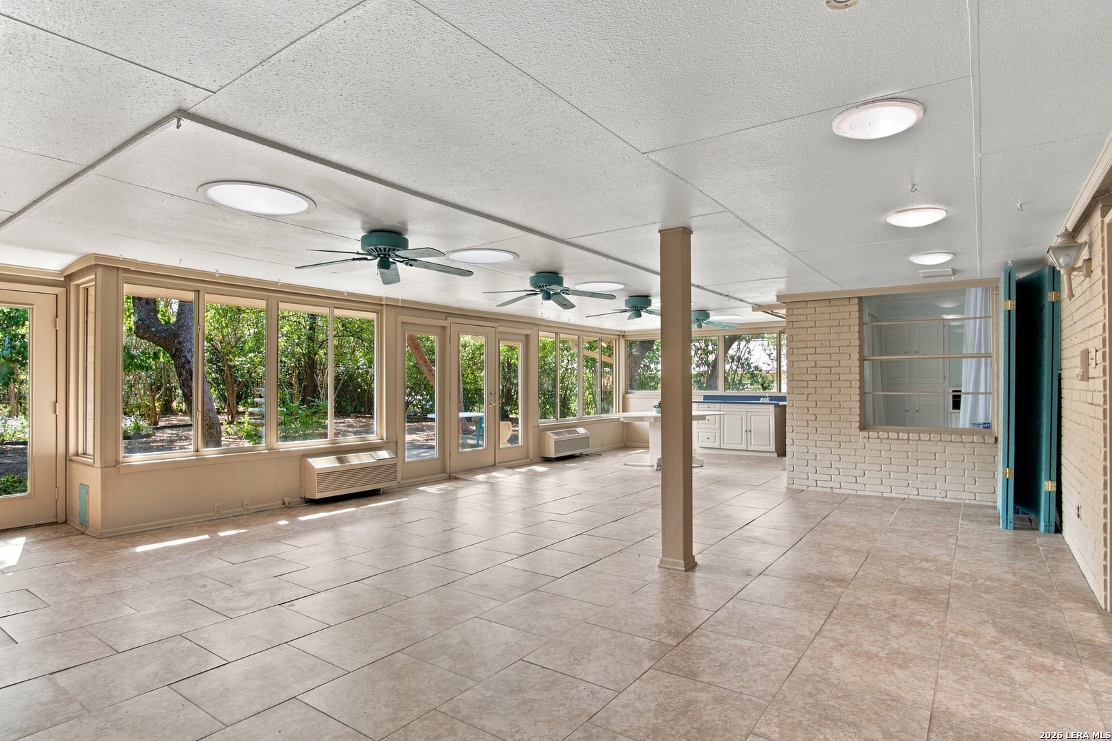 106 Bikeway Ln, Shavano Park, TX 78231
