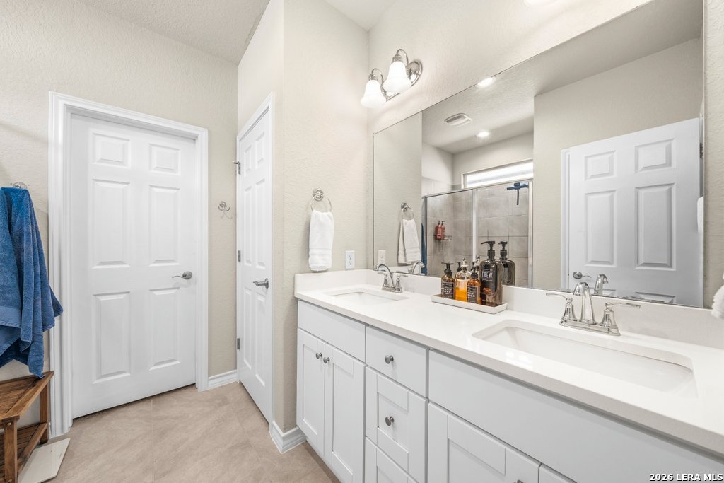 3964 Legend Rock, New Braunfels, TX 78130