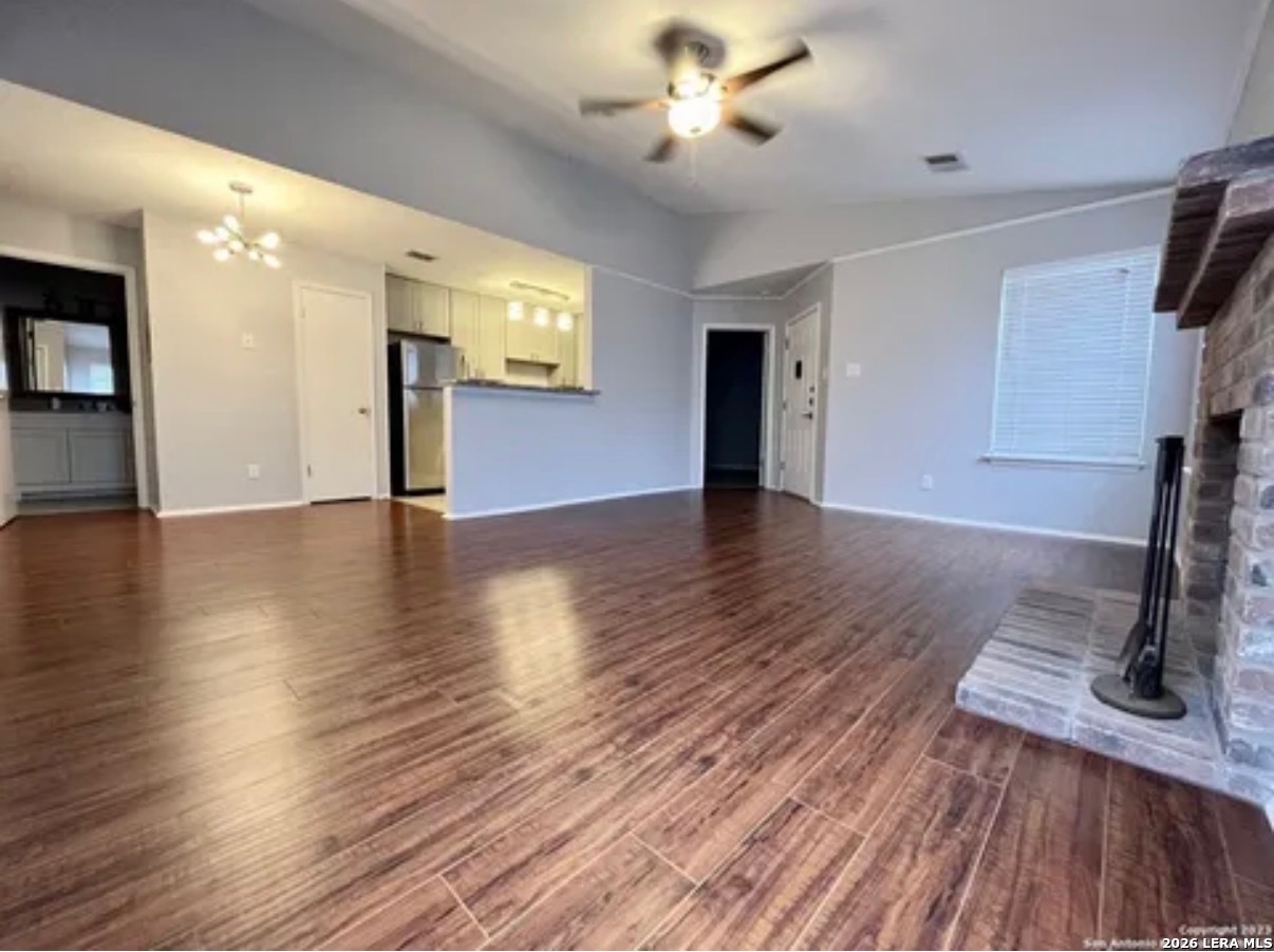 4803 Hamilton Wolfe Listing Cover Image