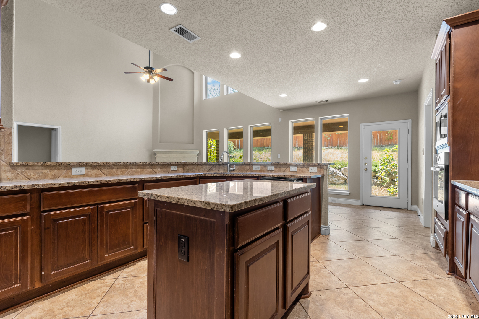 13418 PALATINE HL, San Antonio, TX 78253