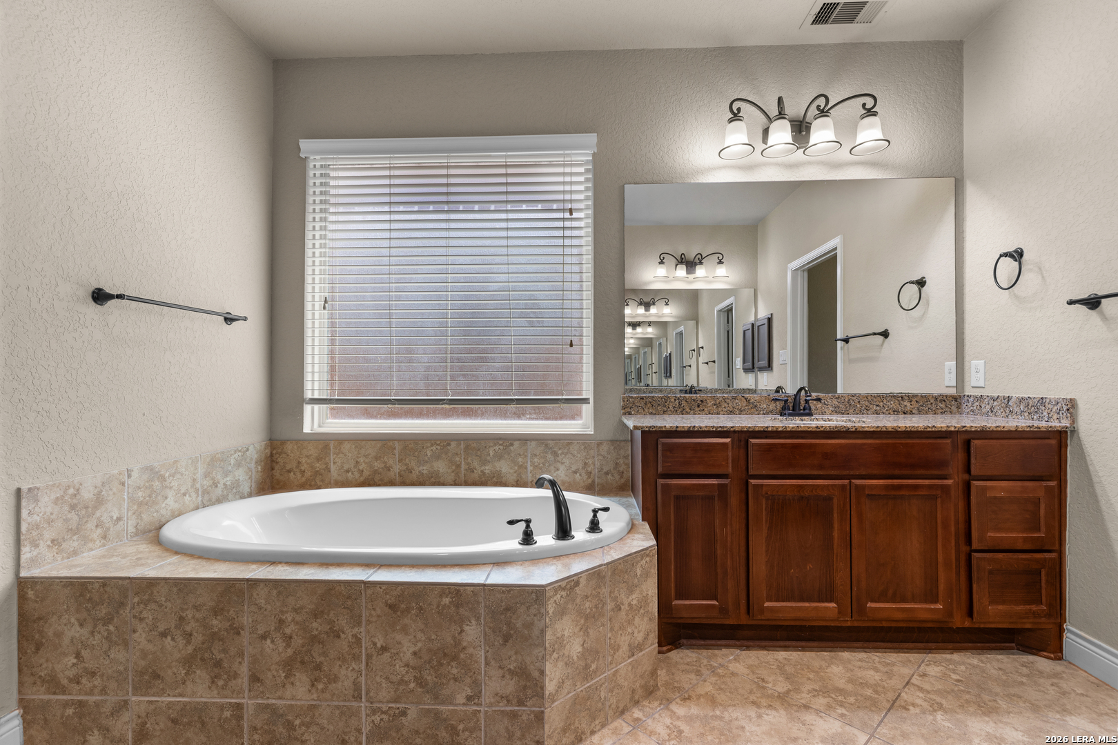 13418 PALATINE HL, San Antonio, TX 78253