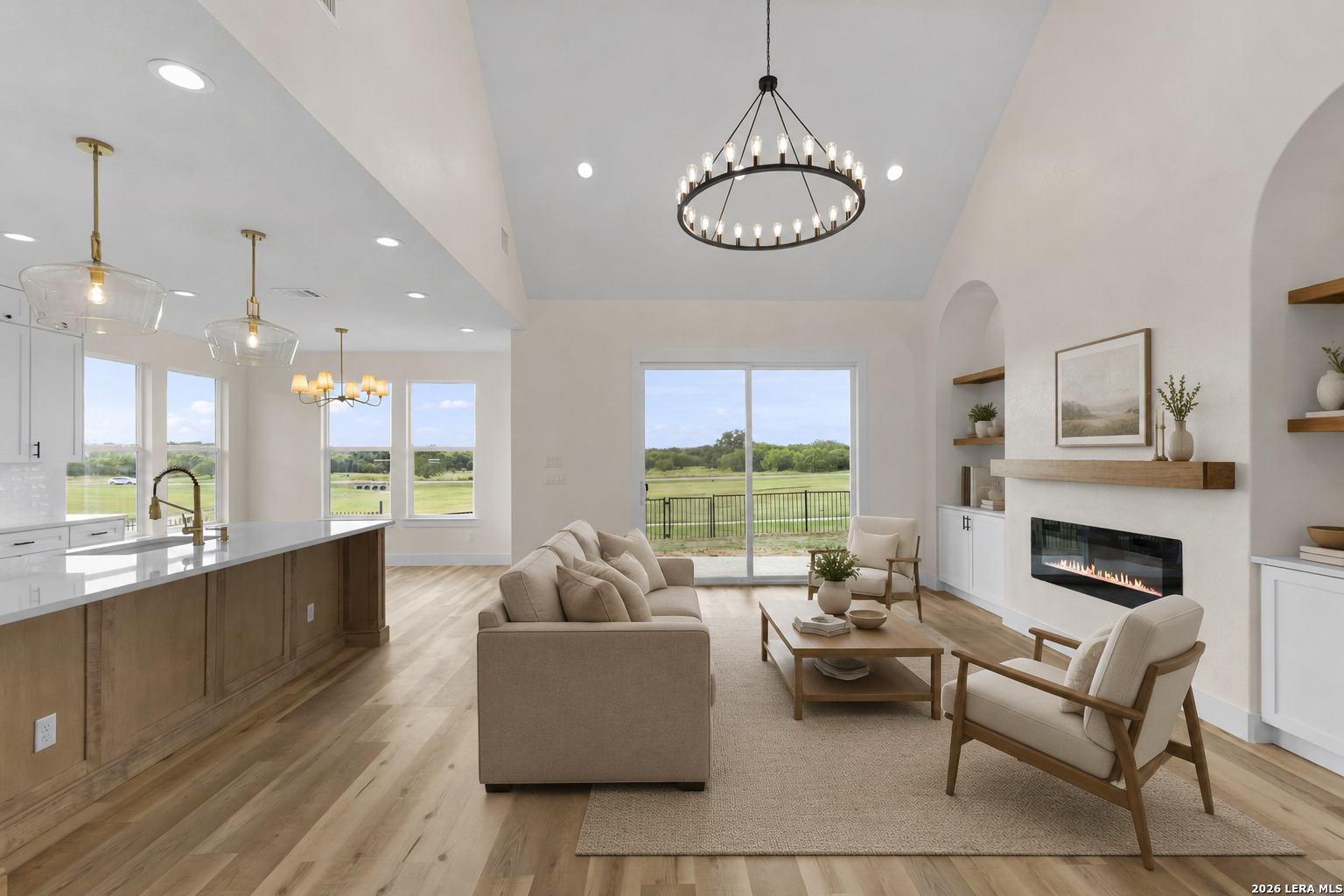 165 Whitewing Way, Floresville, TX 78114