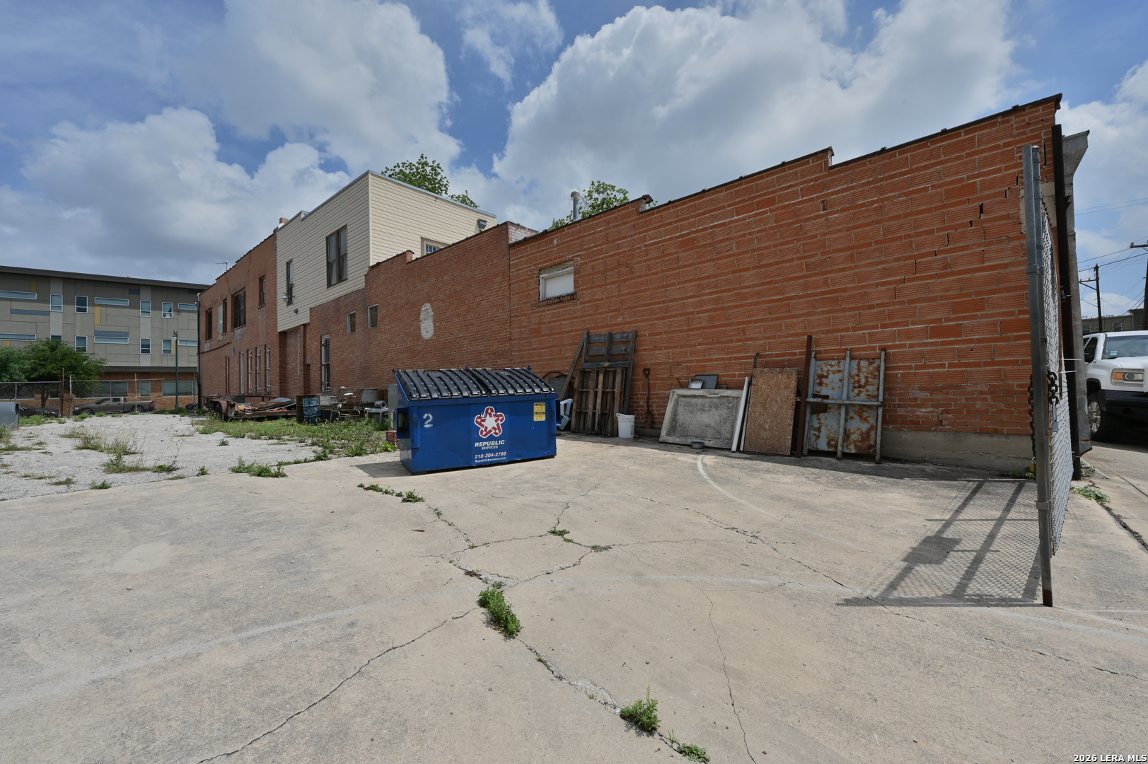 Property photo 3