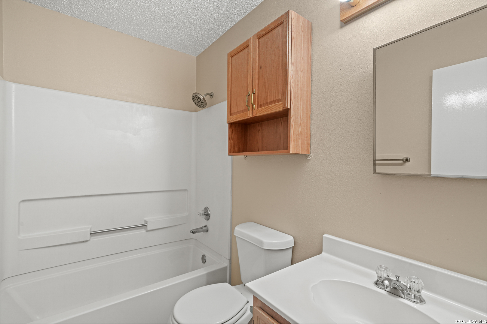6827 MISTY FIELD DR, Converse, TX 78109