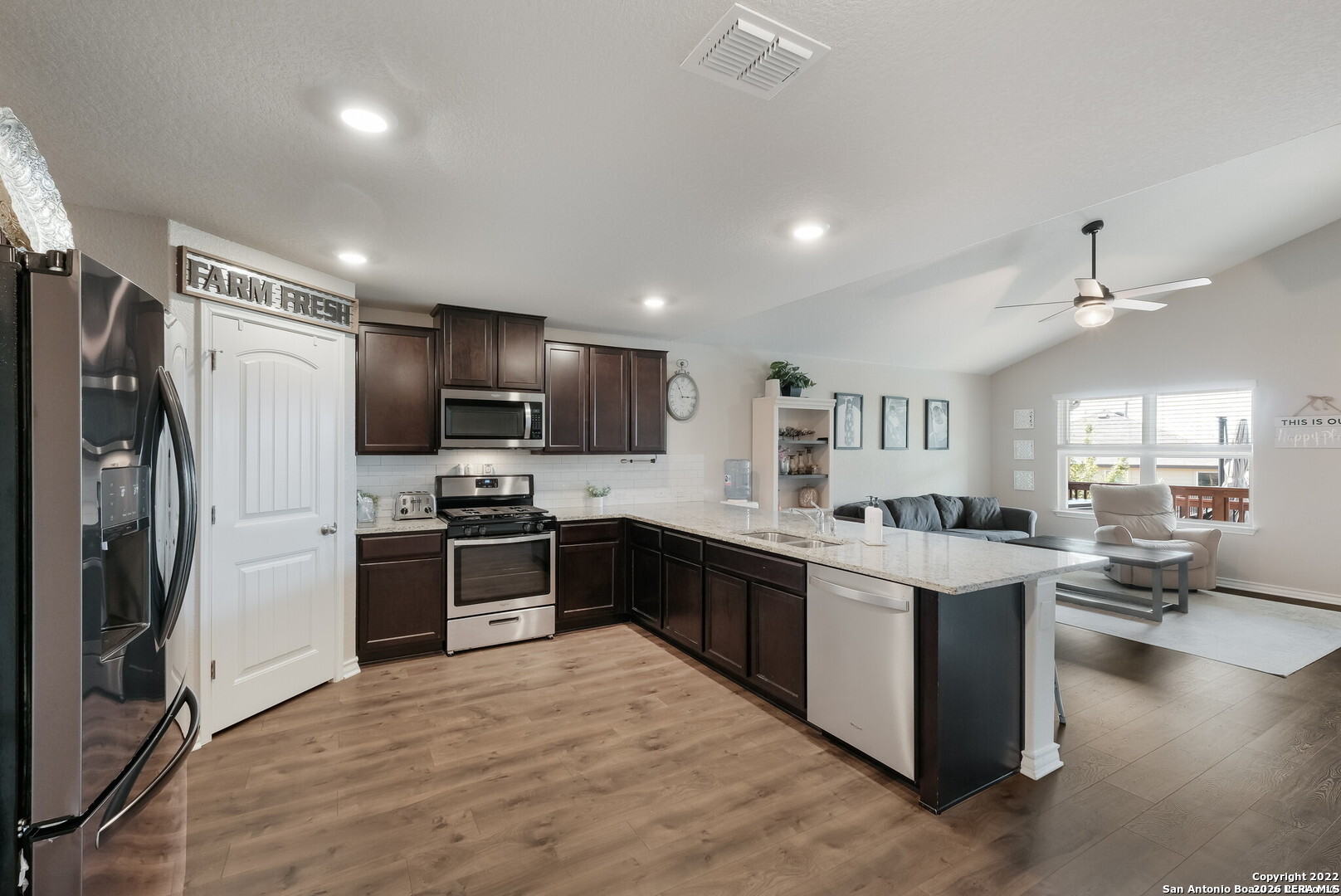 5927 Hindes Stone, San Antonio, TX 78253