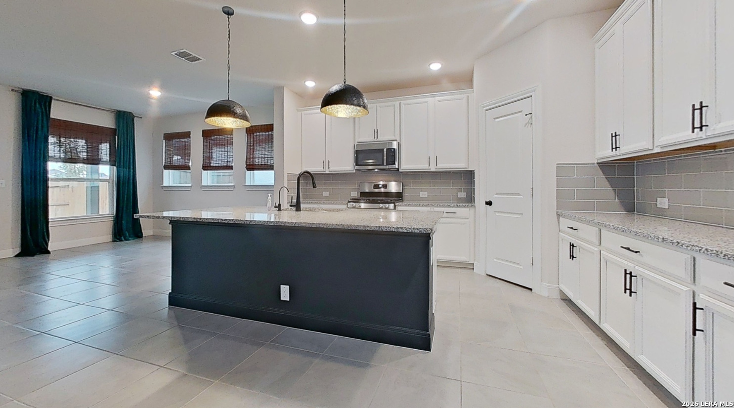 9422 VAN HORN, San Antonio, TX 78254