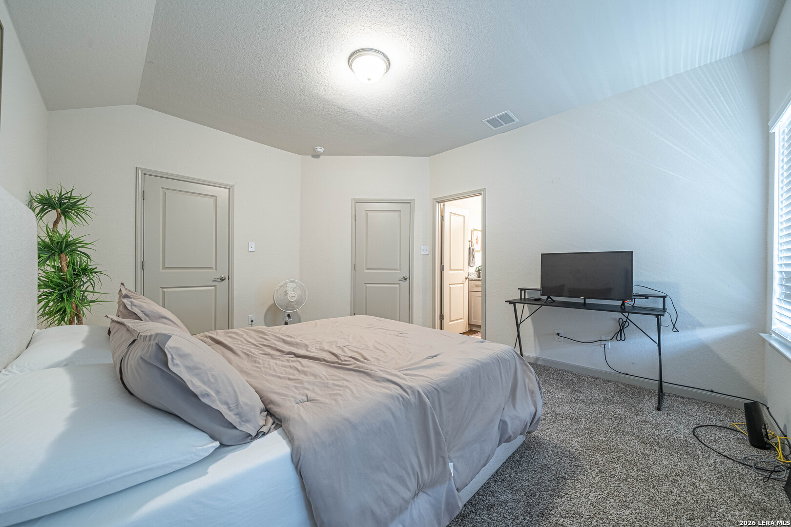 7616 MAGNOLIA VLG, San Antonio, TX 78252