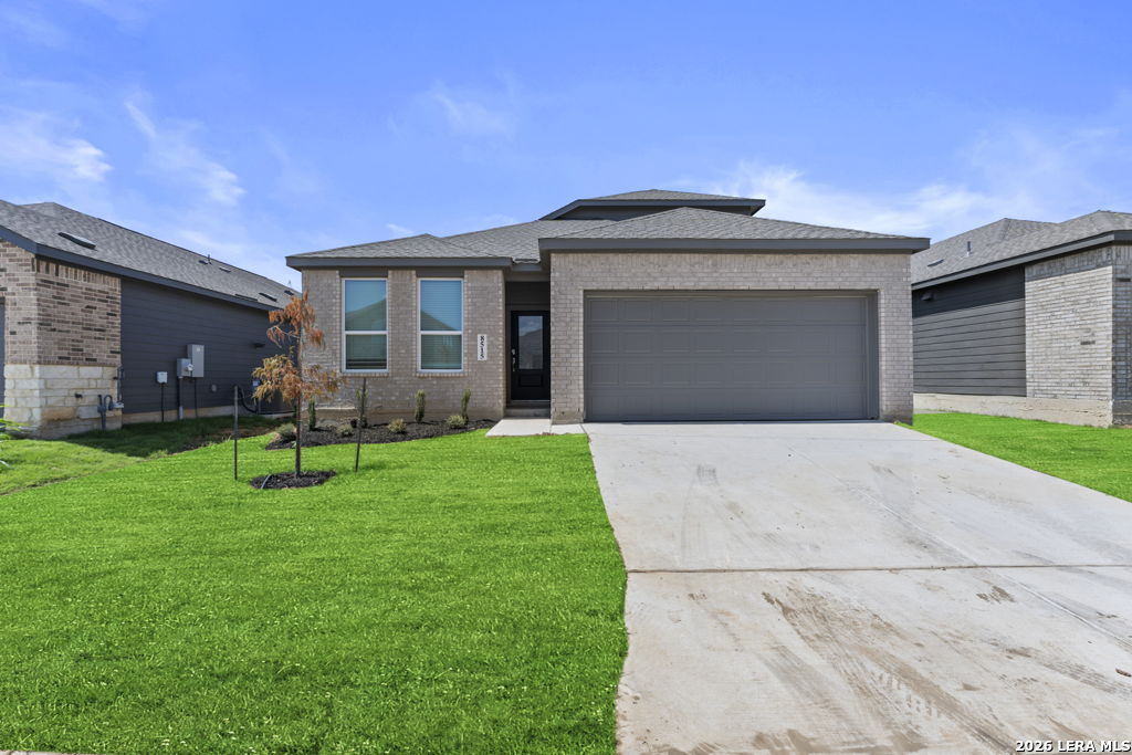 8515 Utopia Gdns