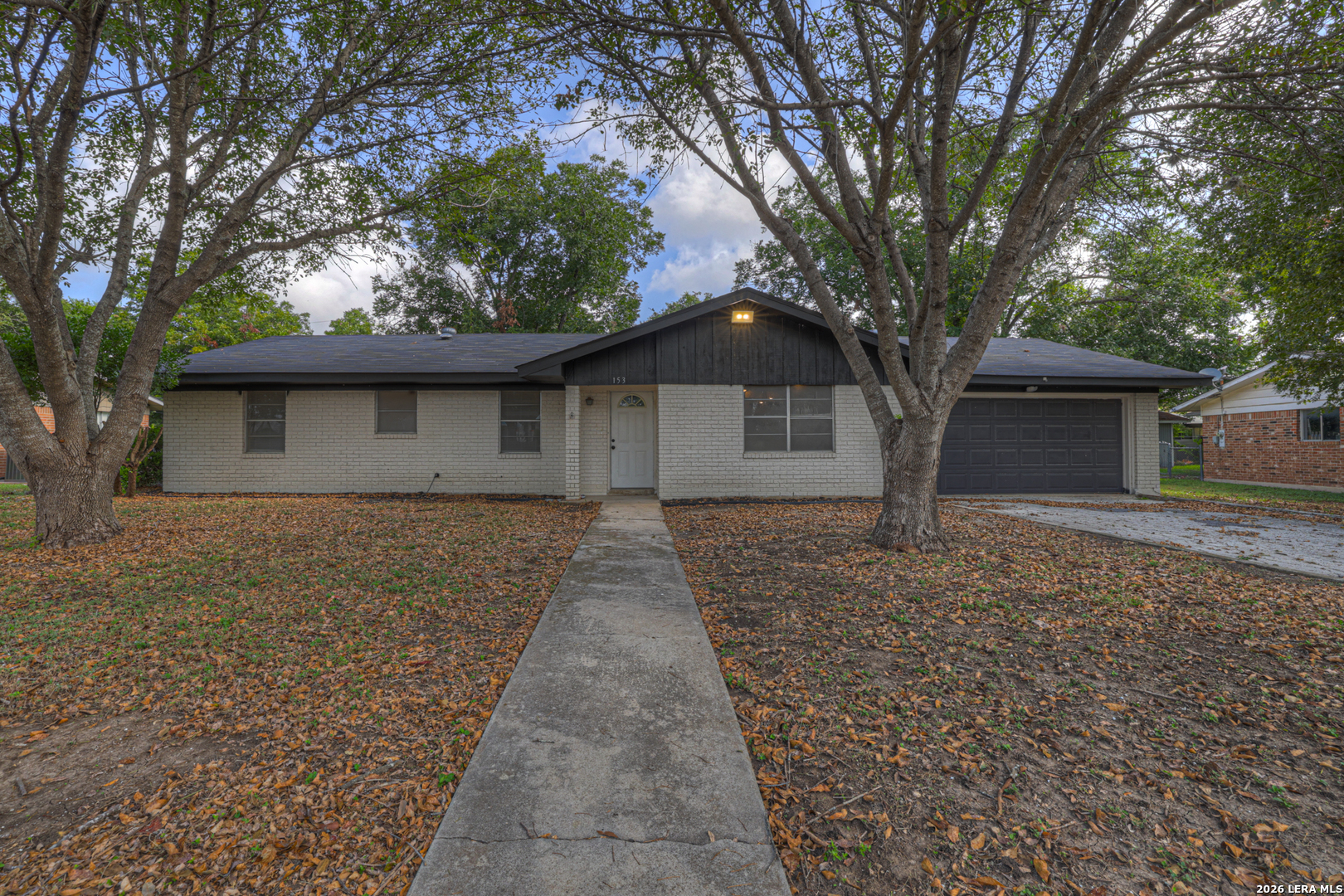 153 SWAN DR, New Braunfels, TX 78130