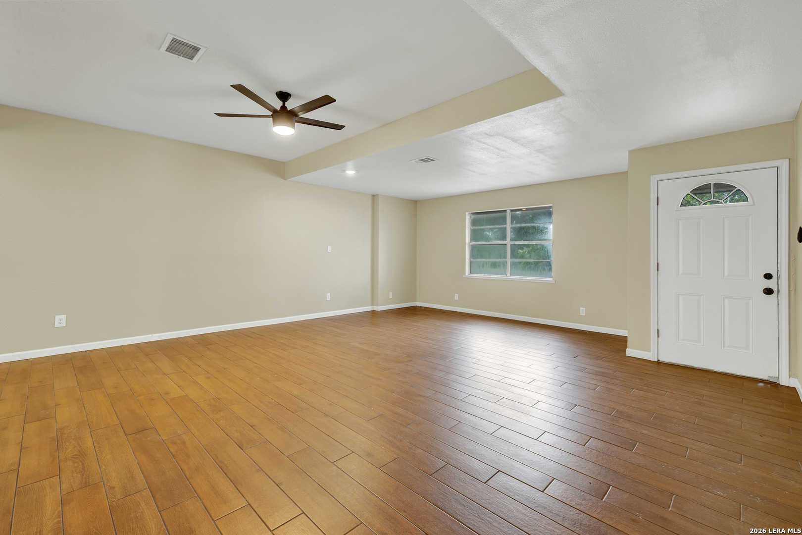 153 SWAN DR, New Braunfels, TX 78130