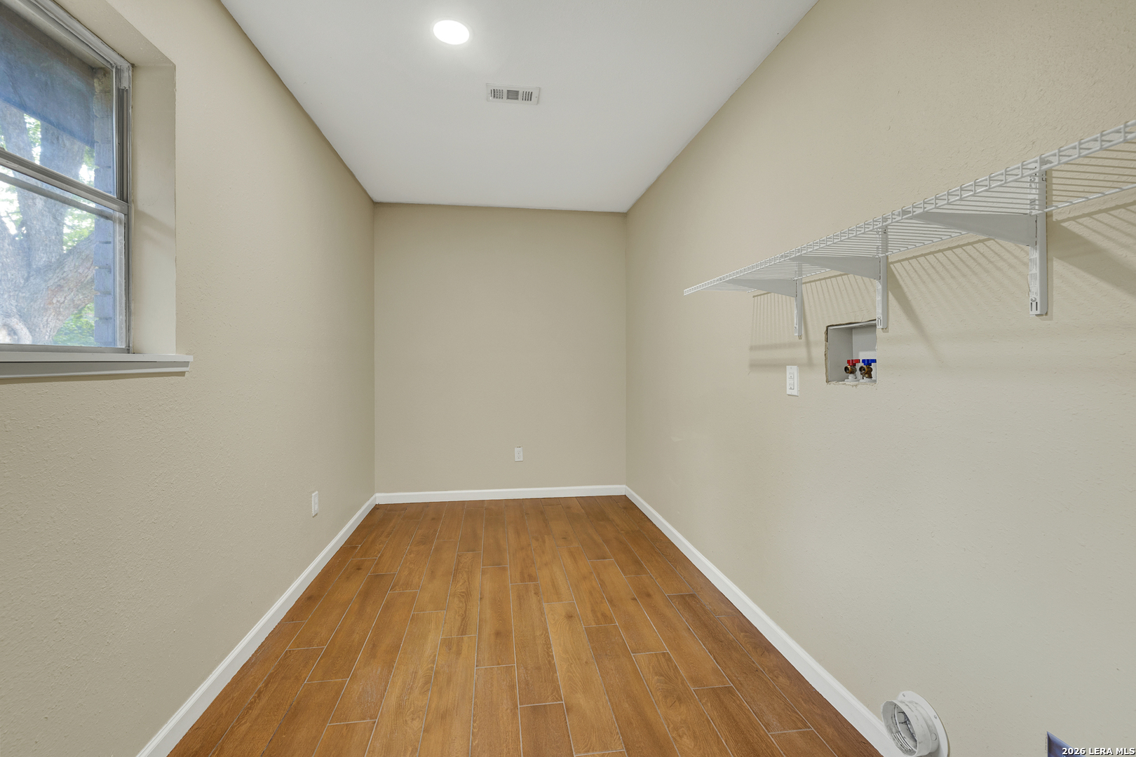 153 SWAN DR, New Braunfels, TX 78130