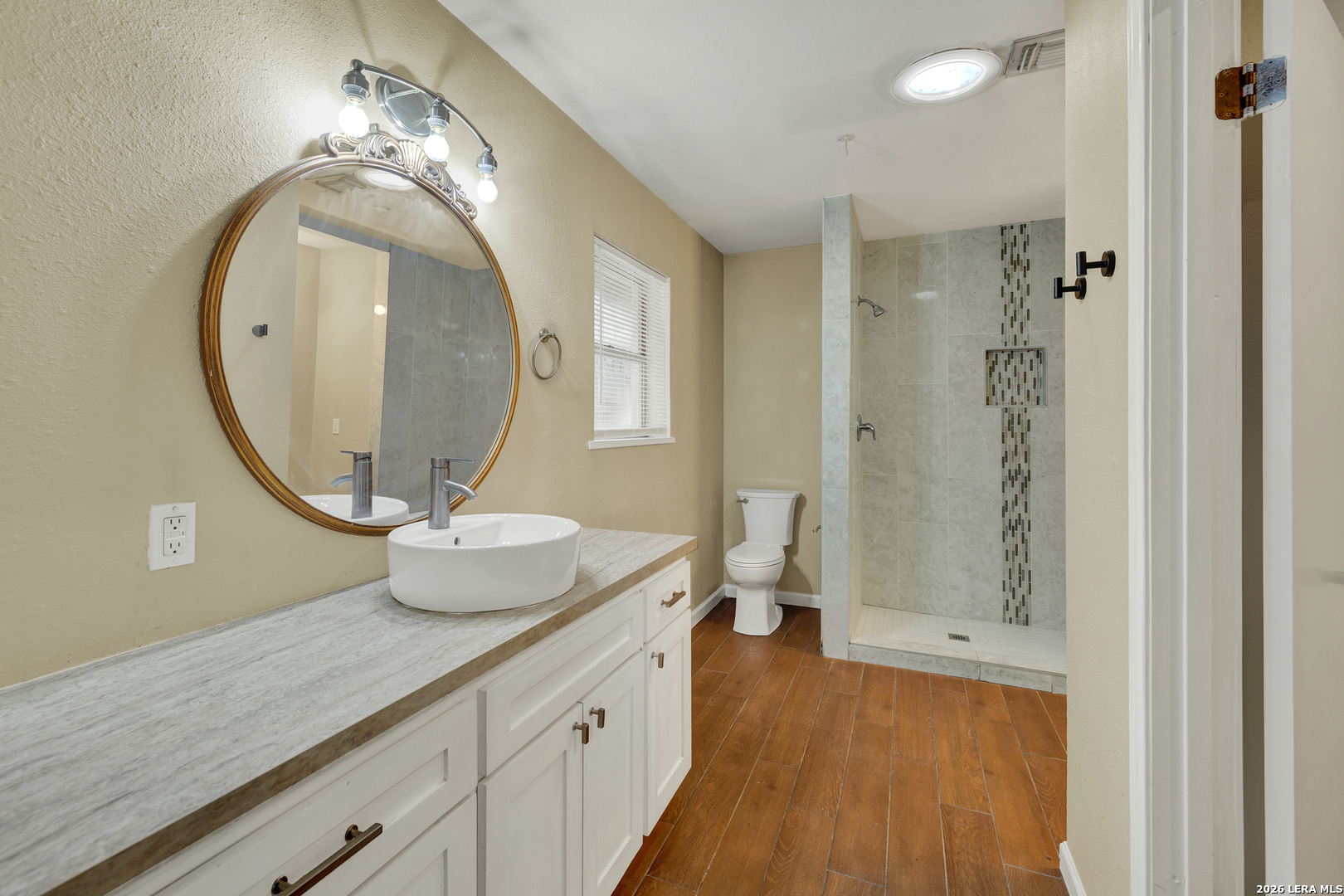 153 SWAN DR, New Braunfels, TX 78130