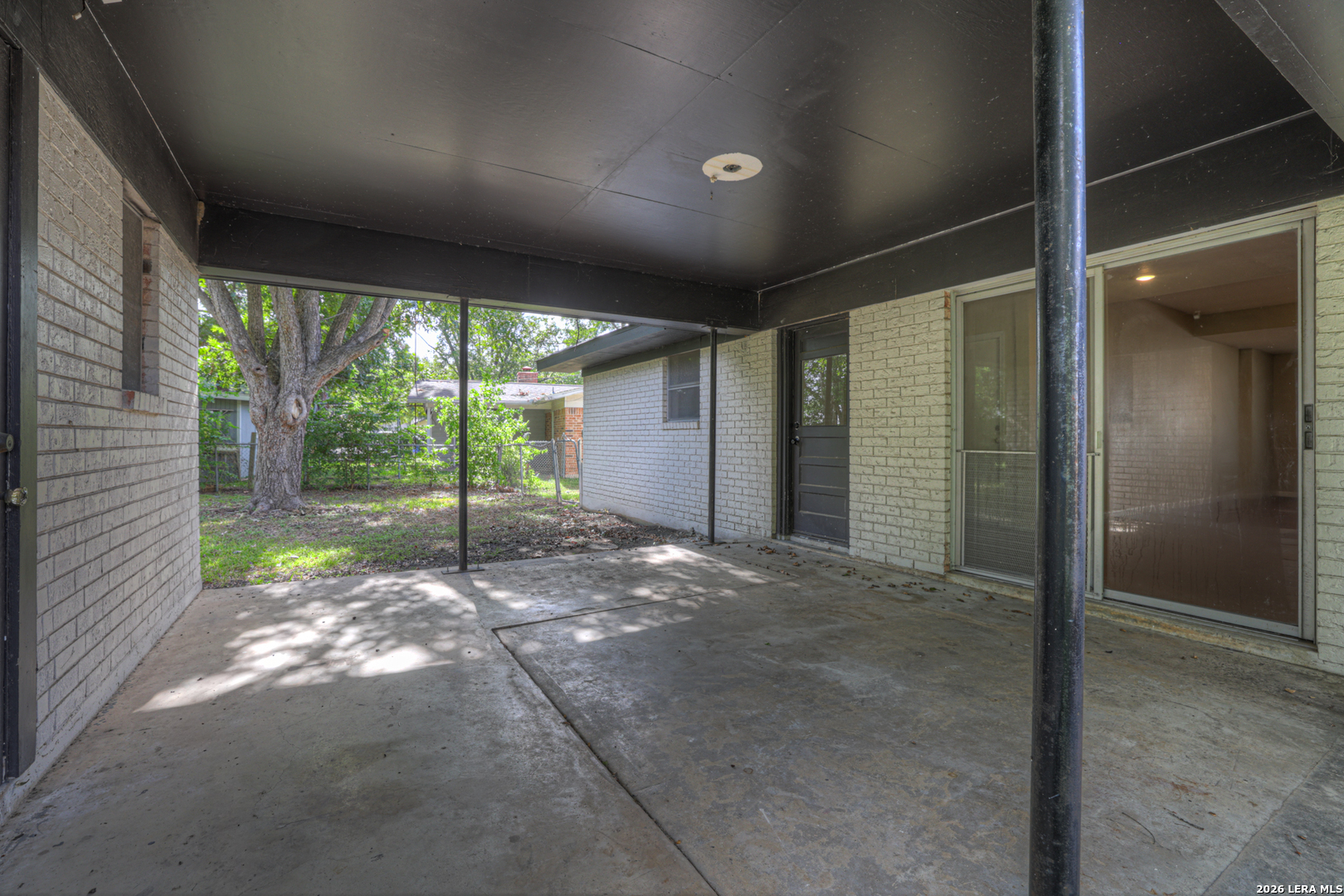 153 SWAN DR, New Braunfels, TX 78130