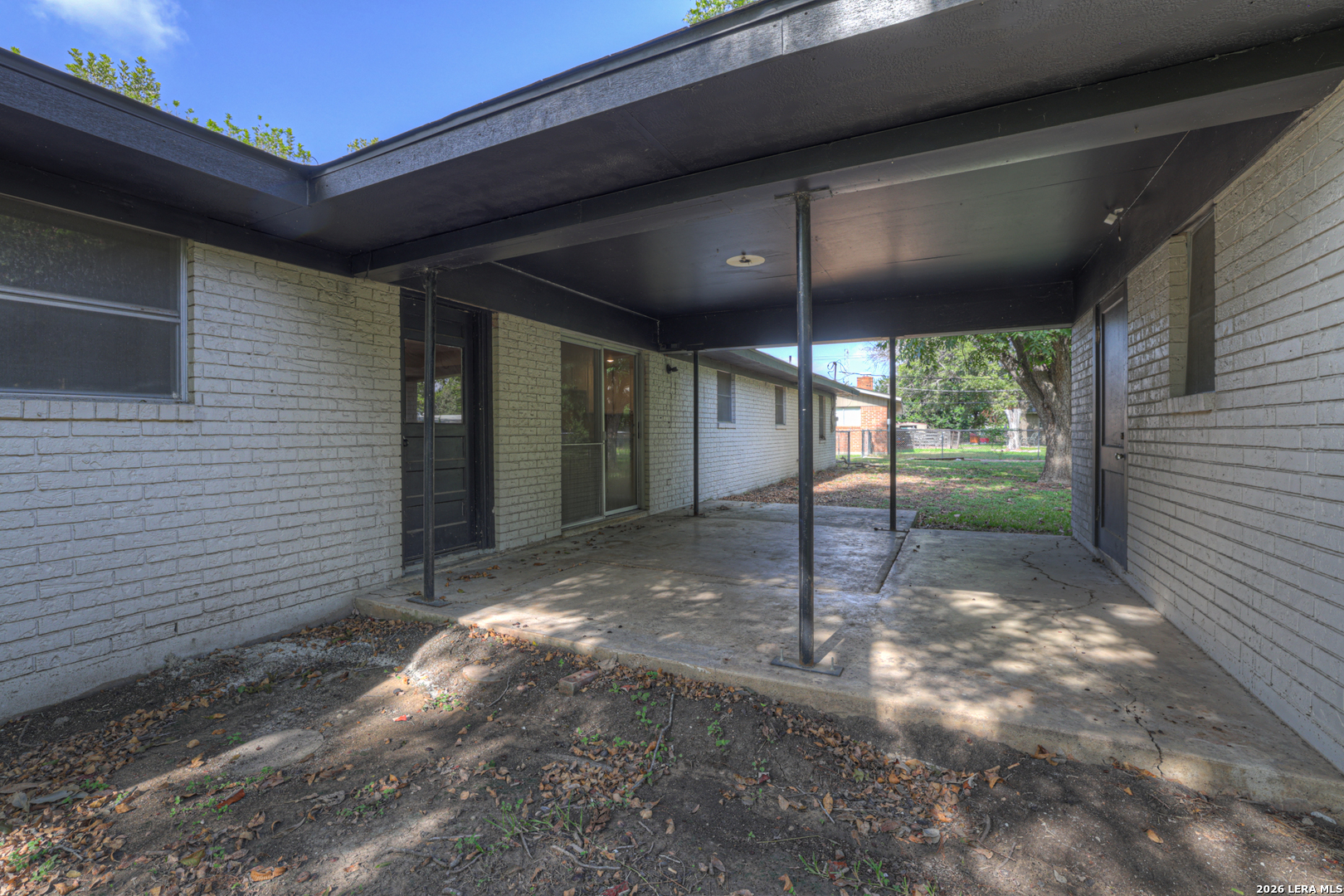 153 SWAN DR, New Braunfels, TX 78130