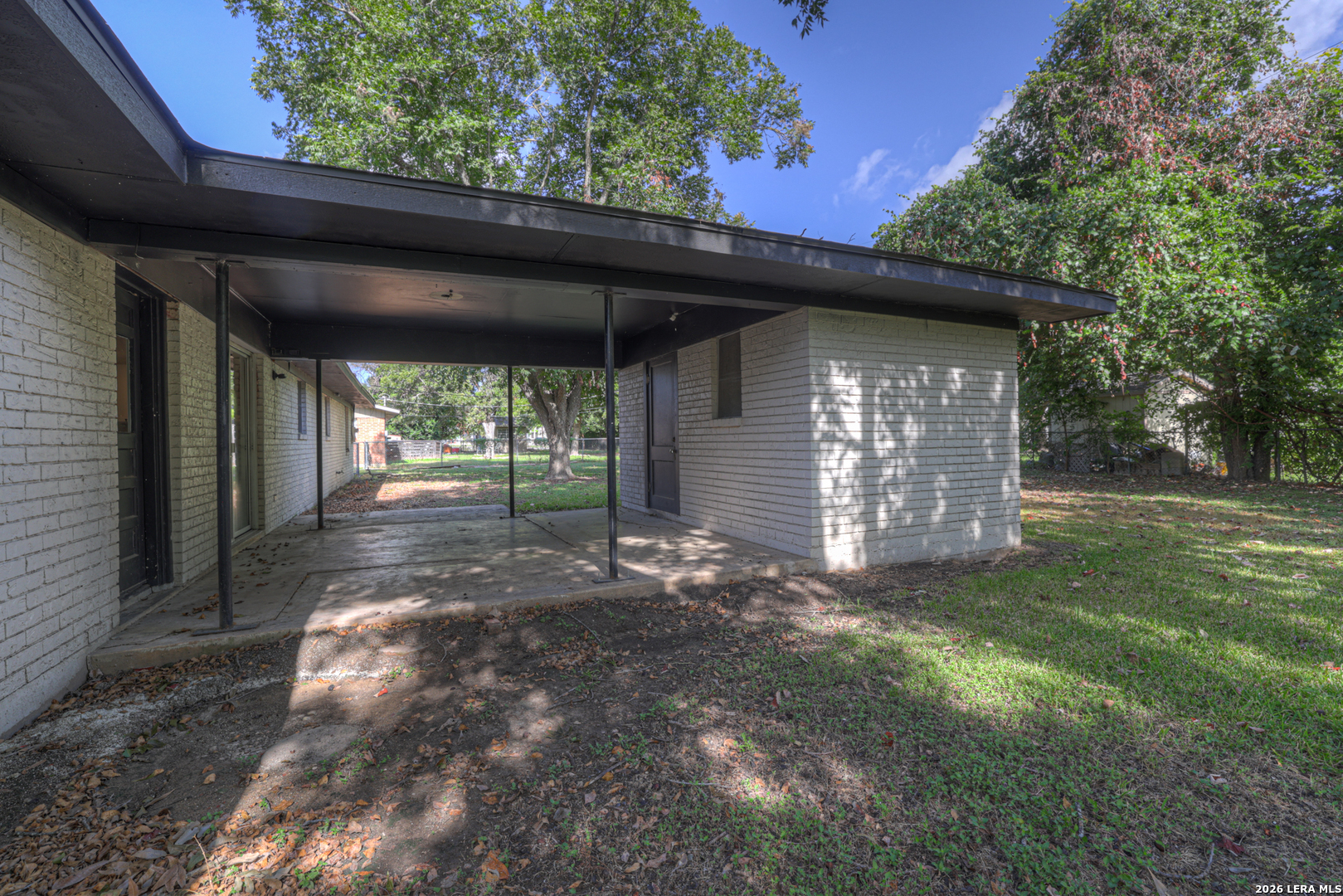153 SWAN DR, New Braunfels, TX 78130
