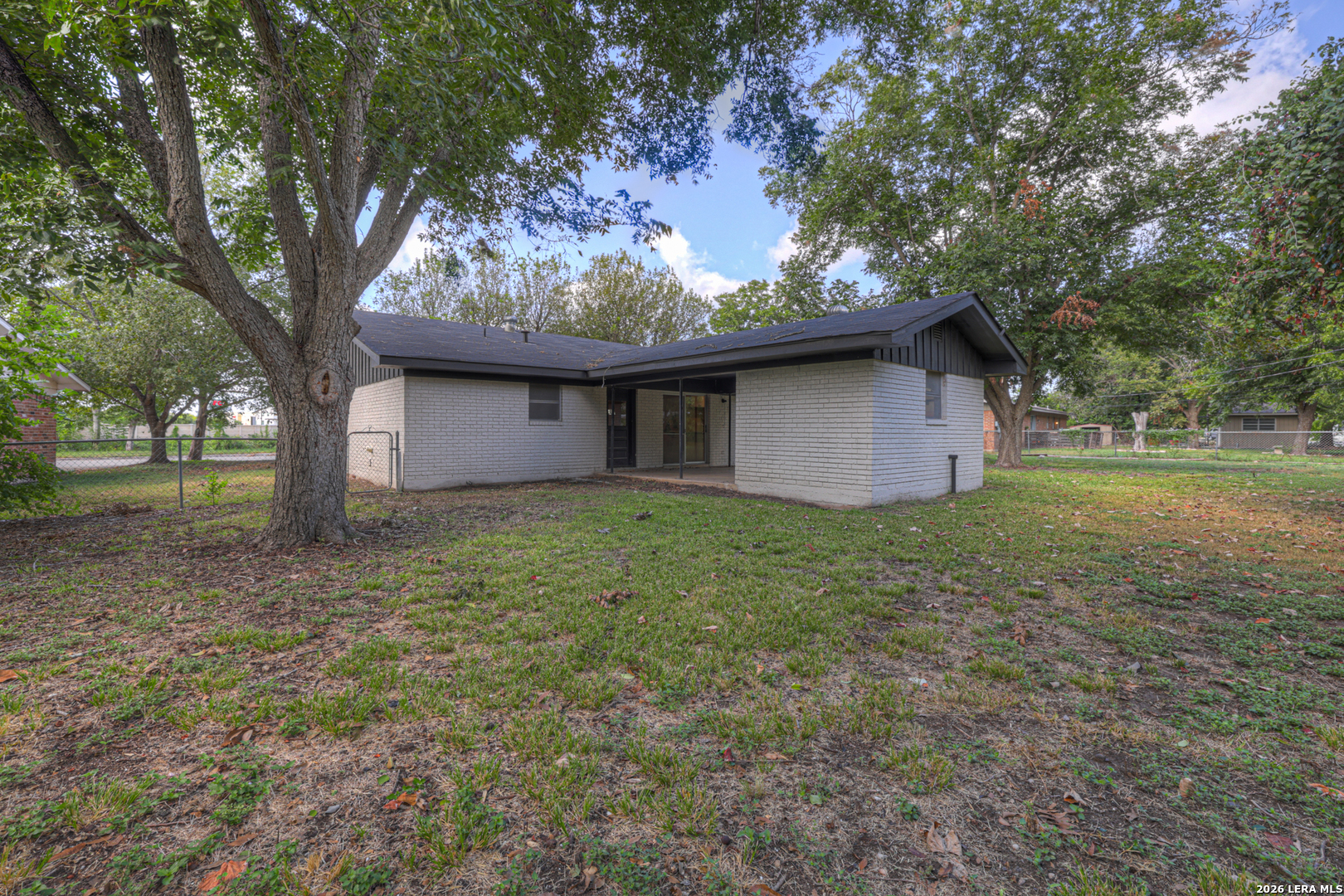 153 SWAN DR, New Braunfels, TX 78130
